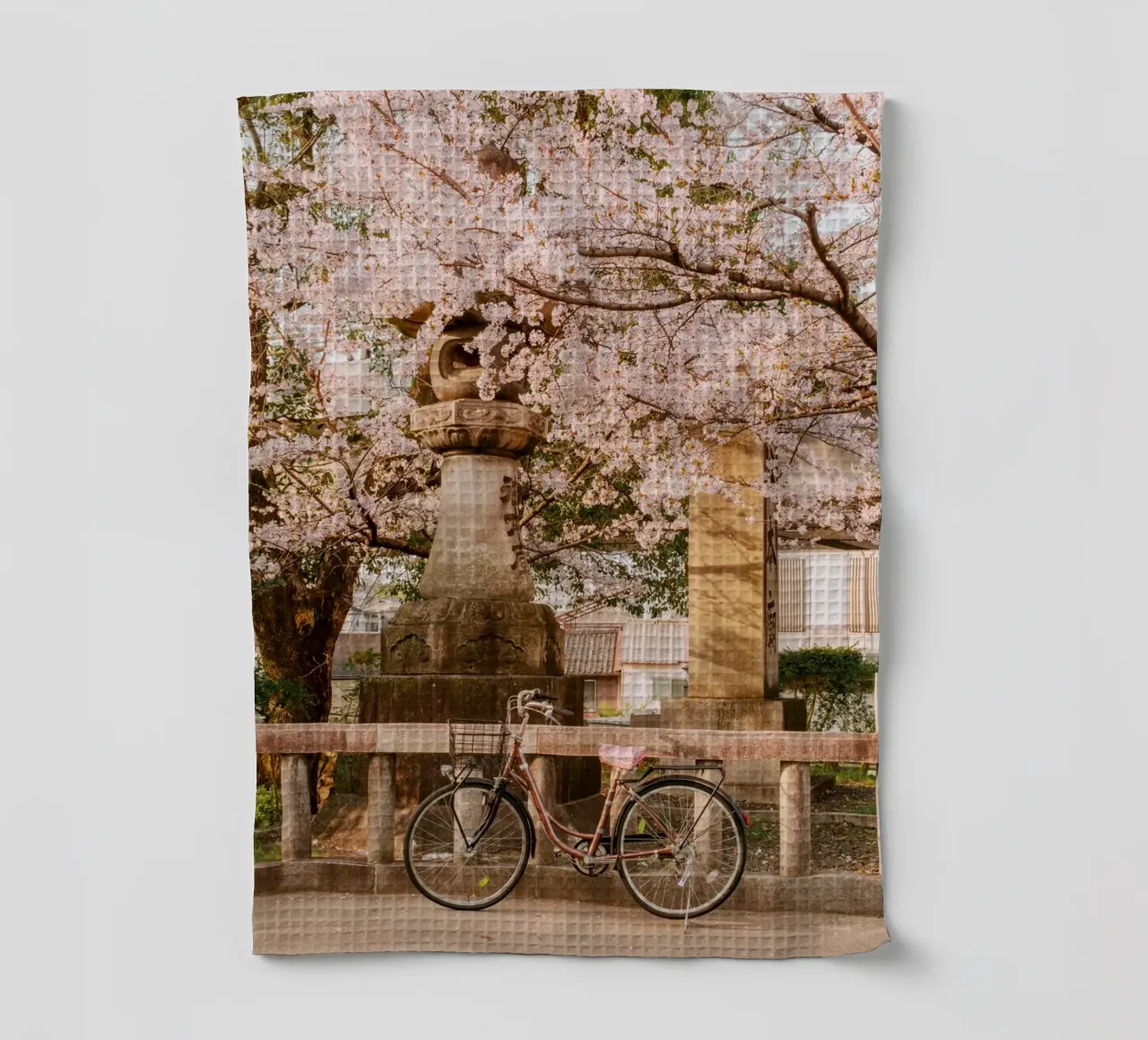 Bicicletta con fiori di ciliegio canovaccio da cucina da mbgraphx2