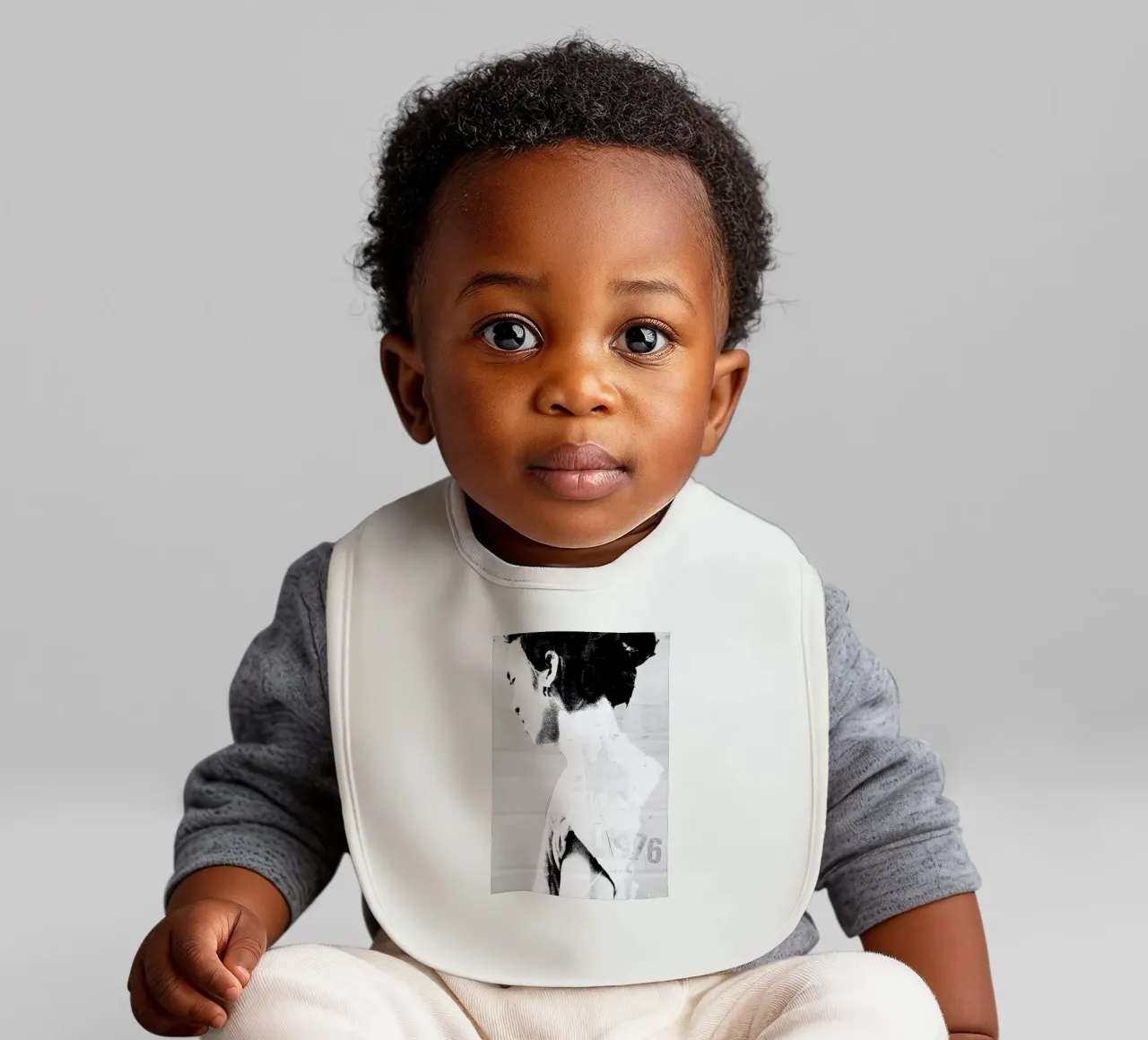 Float baby bib by Sandrine Pagnoux