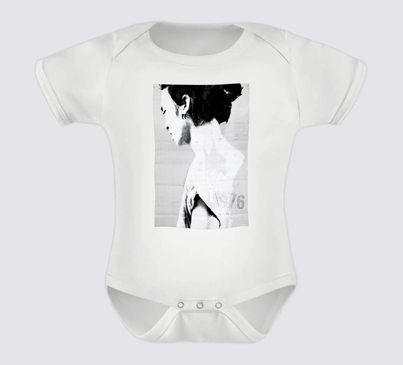 Float short-sleeve baby romper by Sandrine Pagnoux