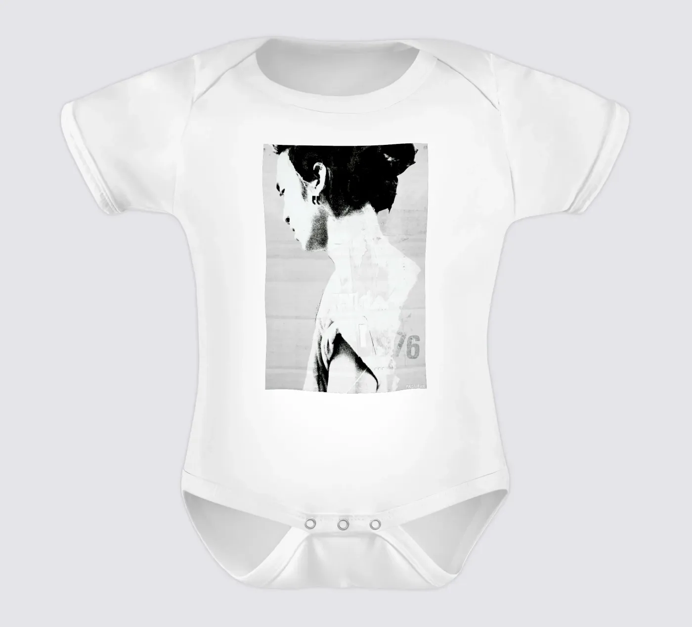Float short-sleeve baby romper by Sandrine Pagnoux