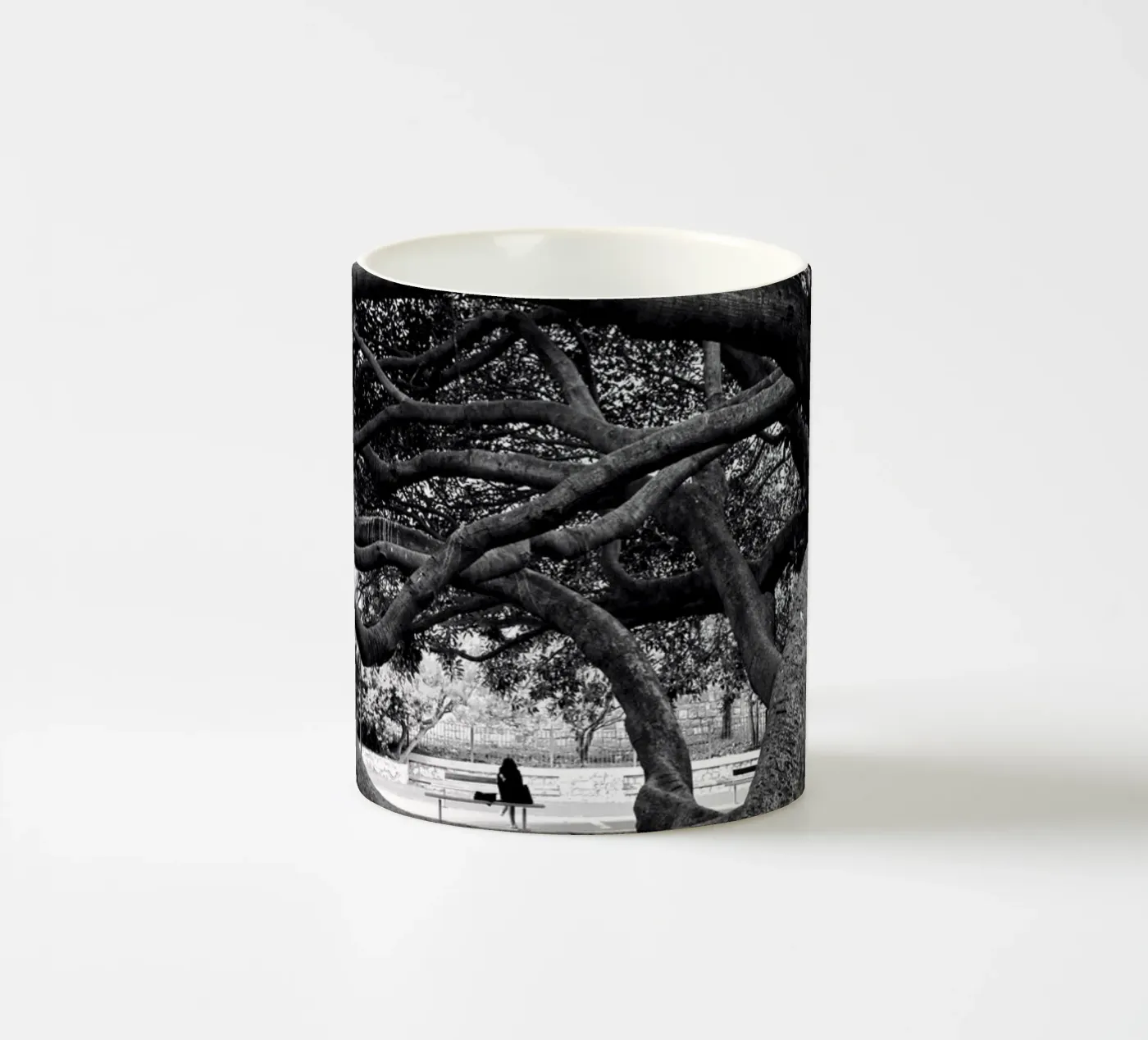 Old tree ceramic mug by Fjöllart