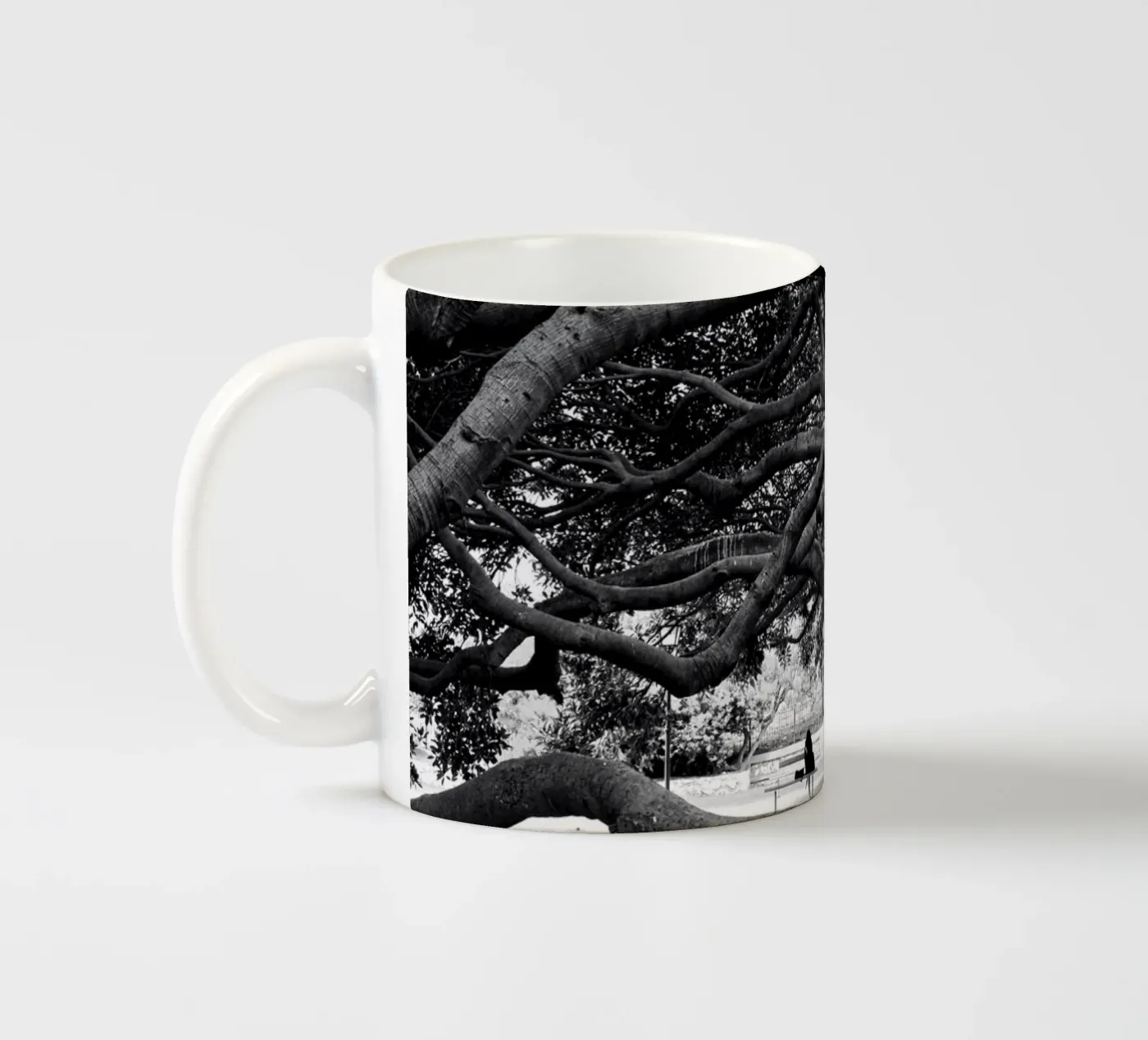 Old tree ceramic mug by Fjöllart