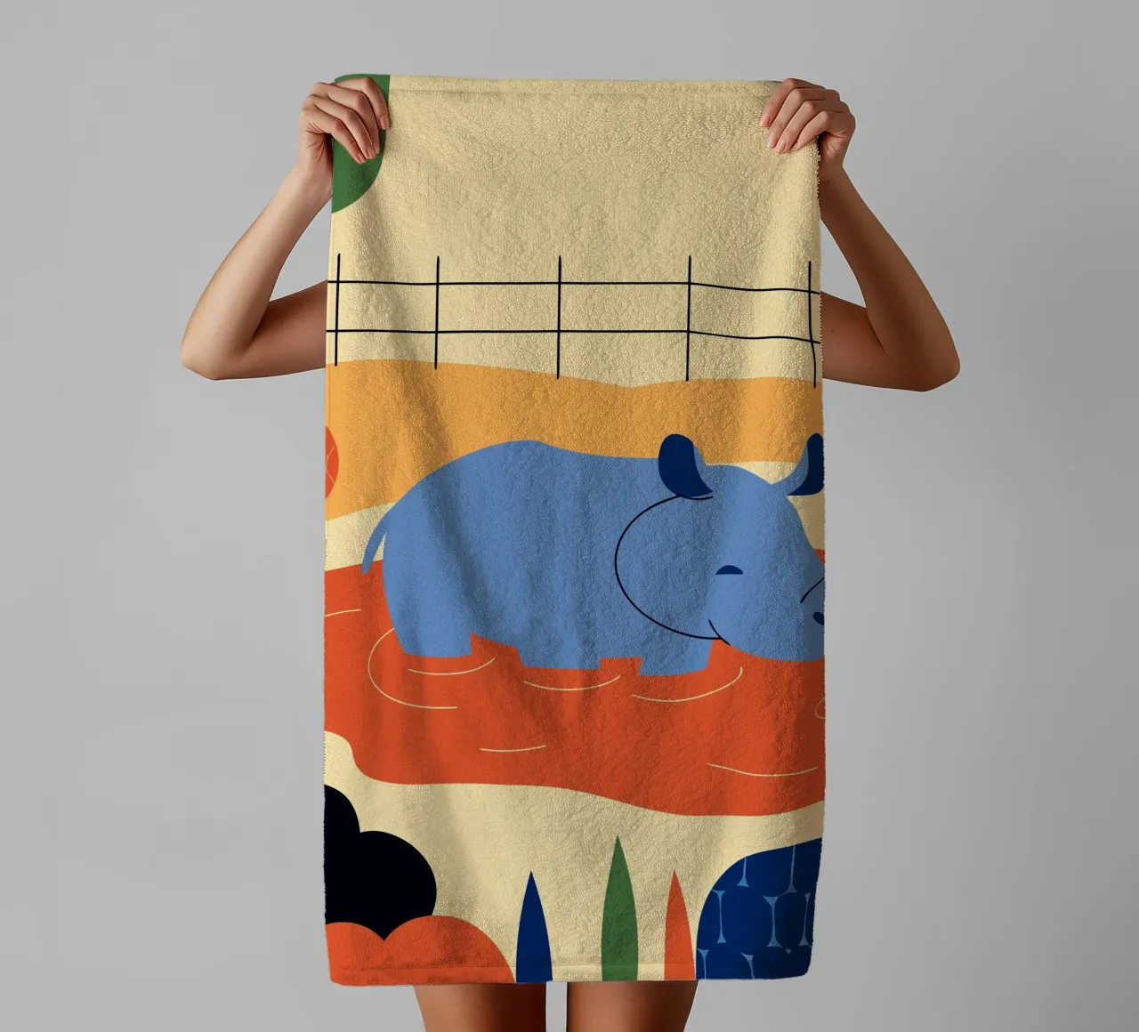 Nashorn im Fluss Handtuch von PROTECT ANIMALS