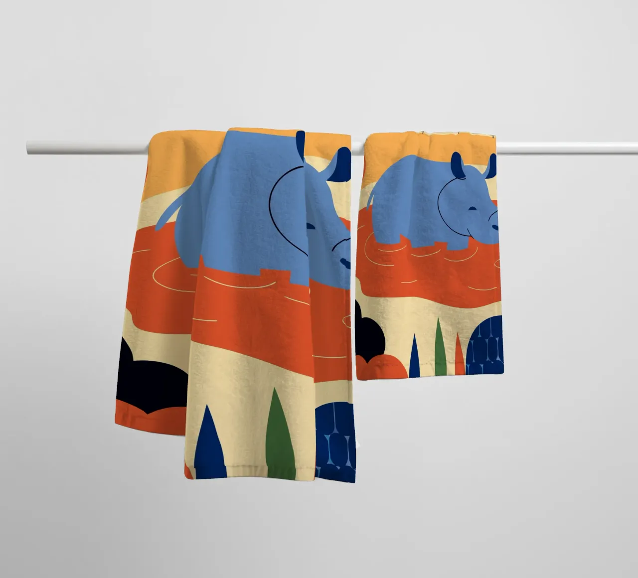 Nashorn im Fluss Handtuch von PROTECT ANIMALS