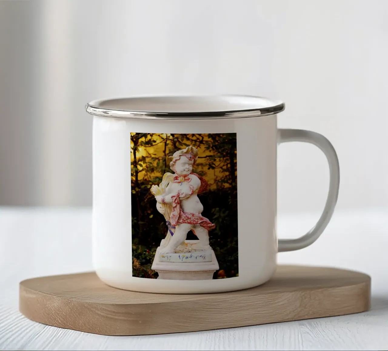 Statua nel quartiere Borstei di Monaco di Baviera tazza in smalto da Borstei München