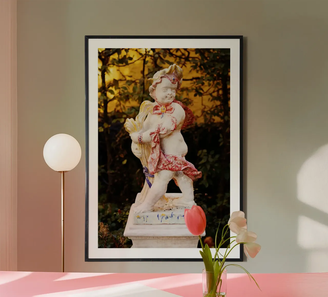 Statua nel quartiere Borstei di Monaco di Baviera poster da Borstei München
