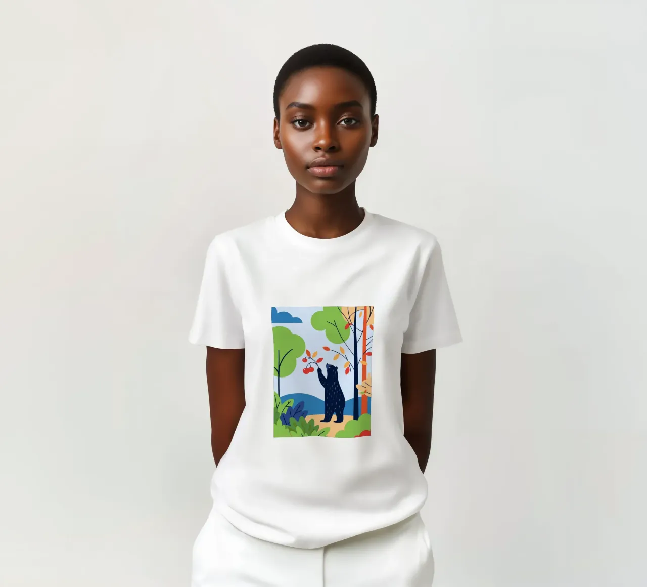 Orso che raccoglie la frutta t-shirt da PROTECT ANIMALS