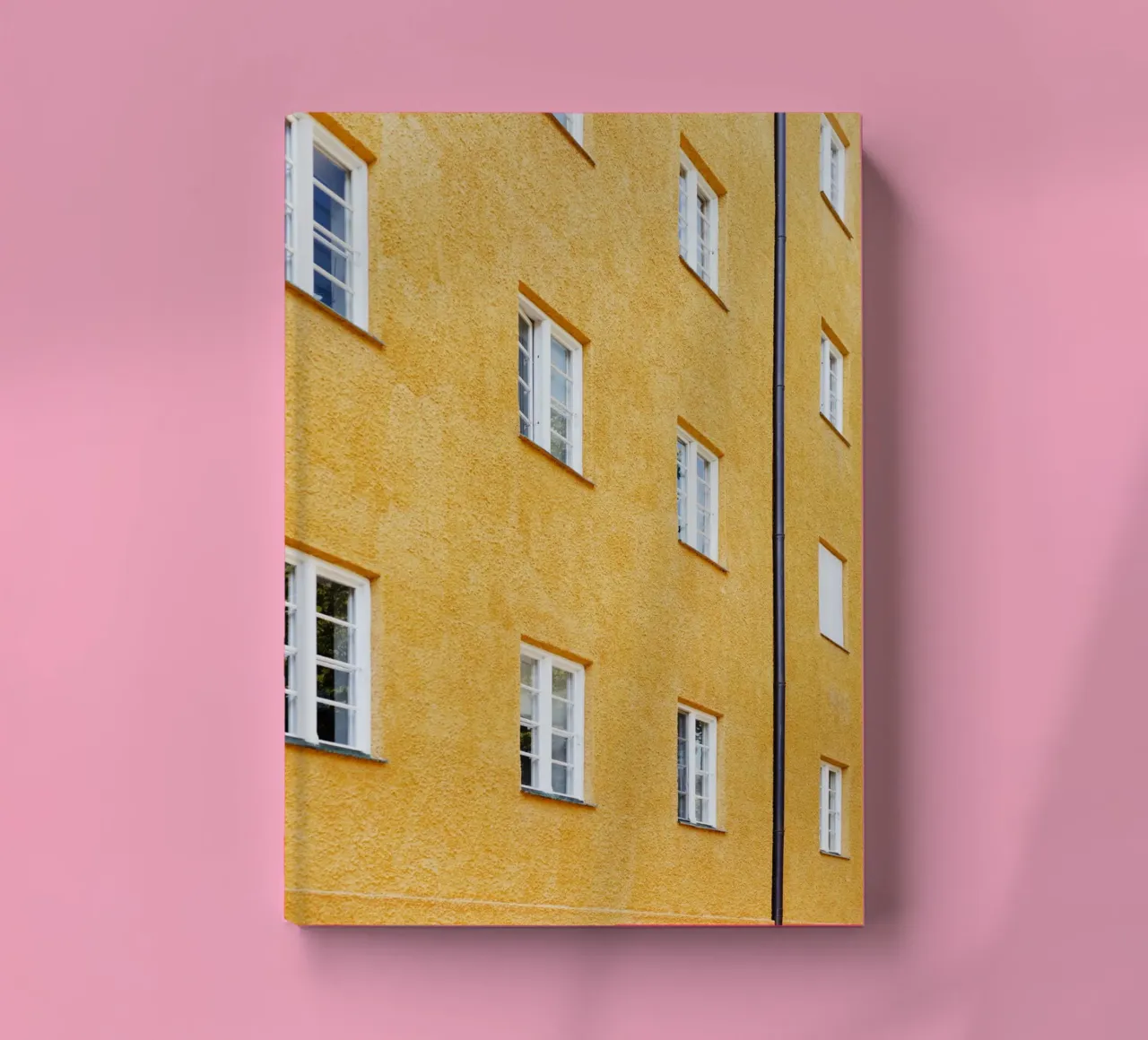 House front in the Borstei neighbourhood in Munich notebook by Borstei München