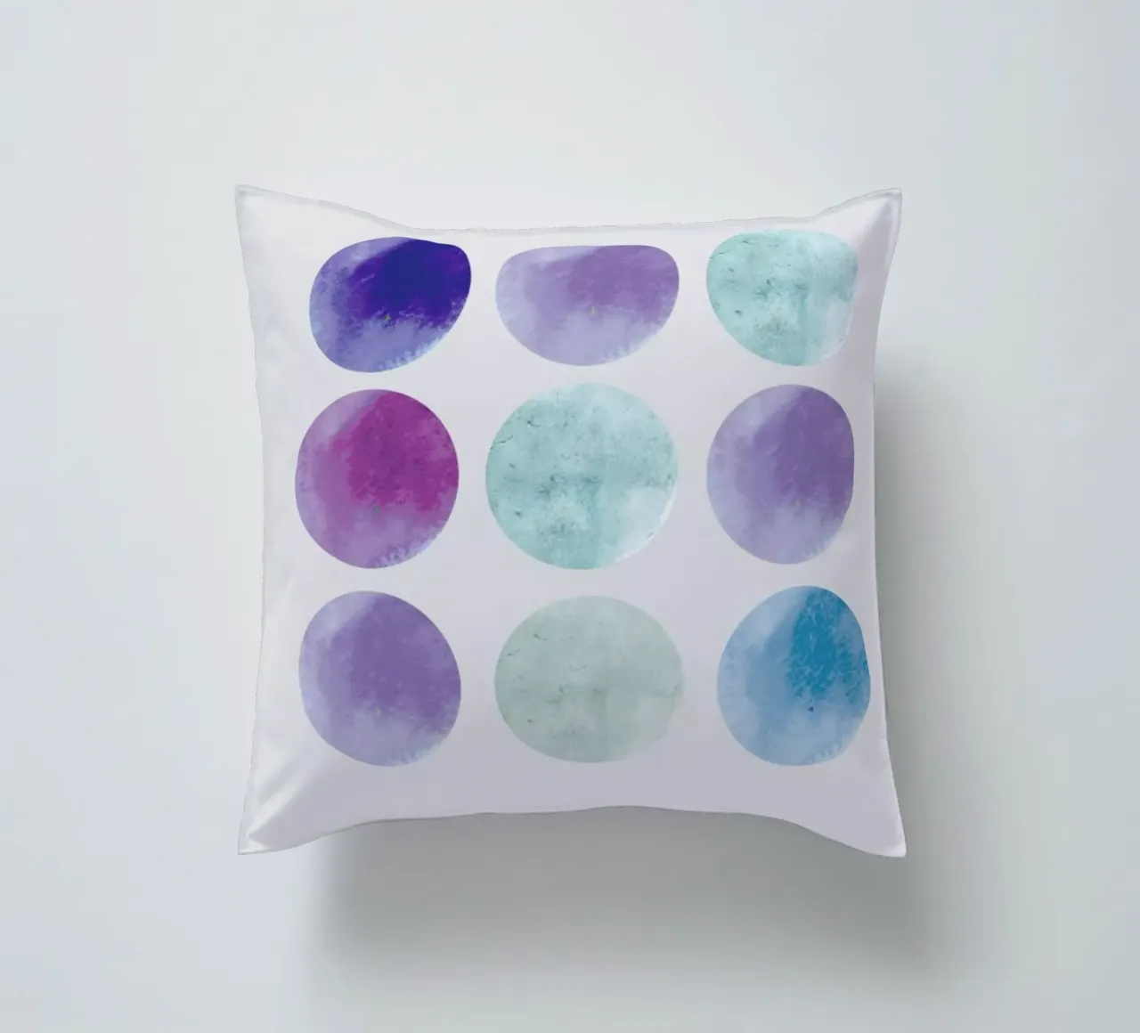 Dots Kissen von XOXO Arte