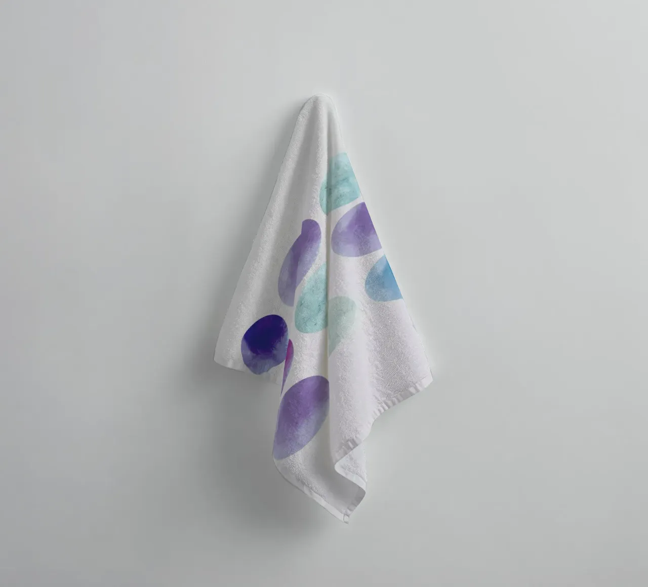 Dots towel by XOXO Arte
