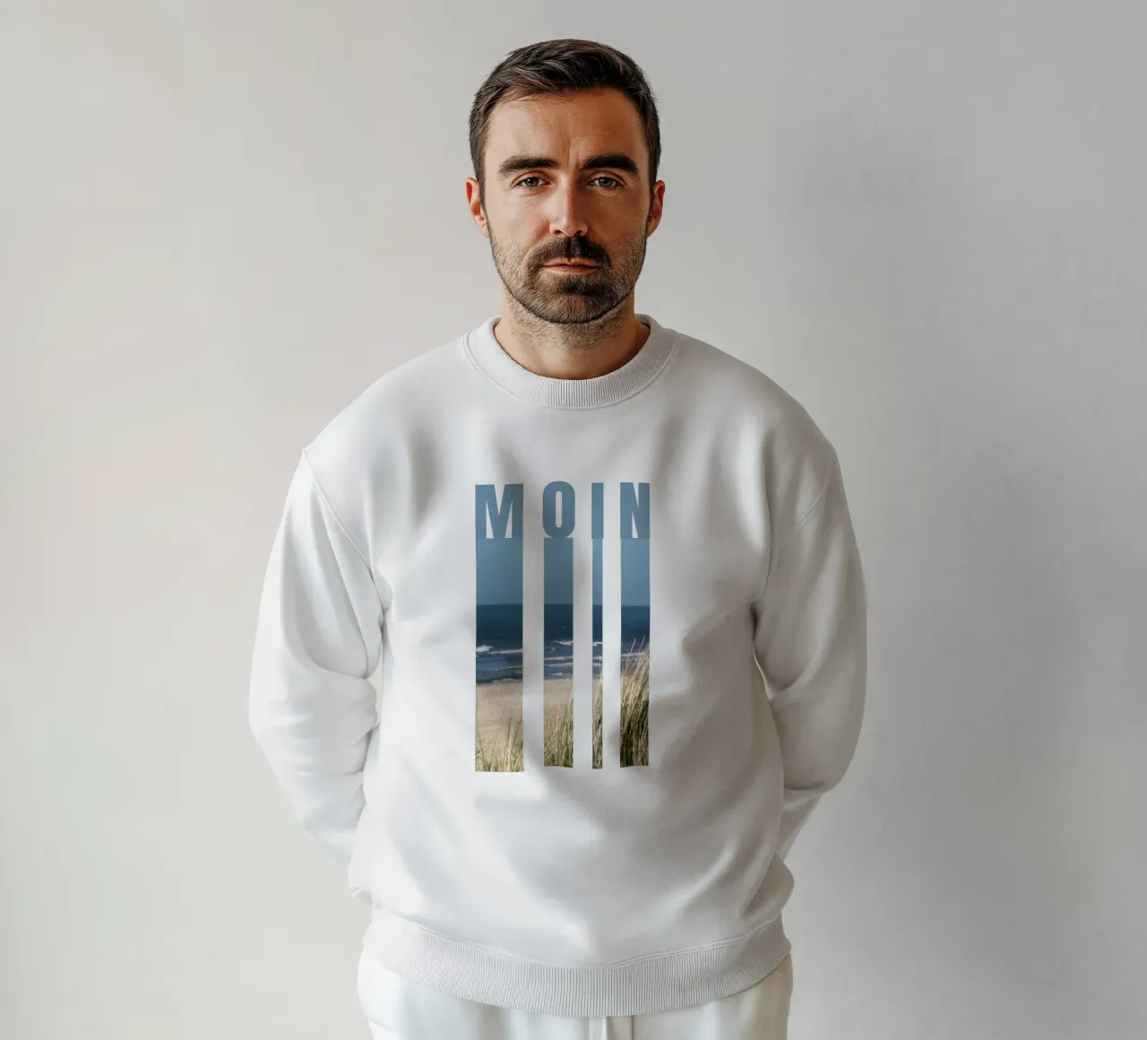 MOIN Strand Design – Norddeutscher Gruß mit Meerblick Sweatshirt von Fies&Fein