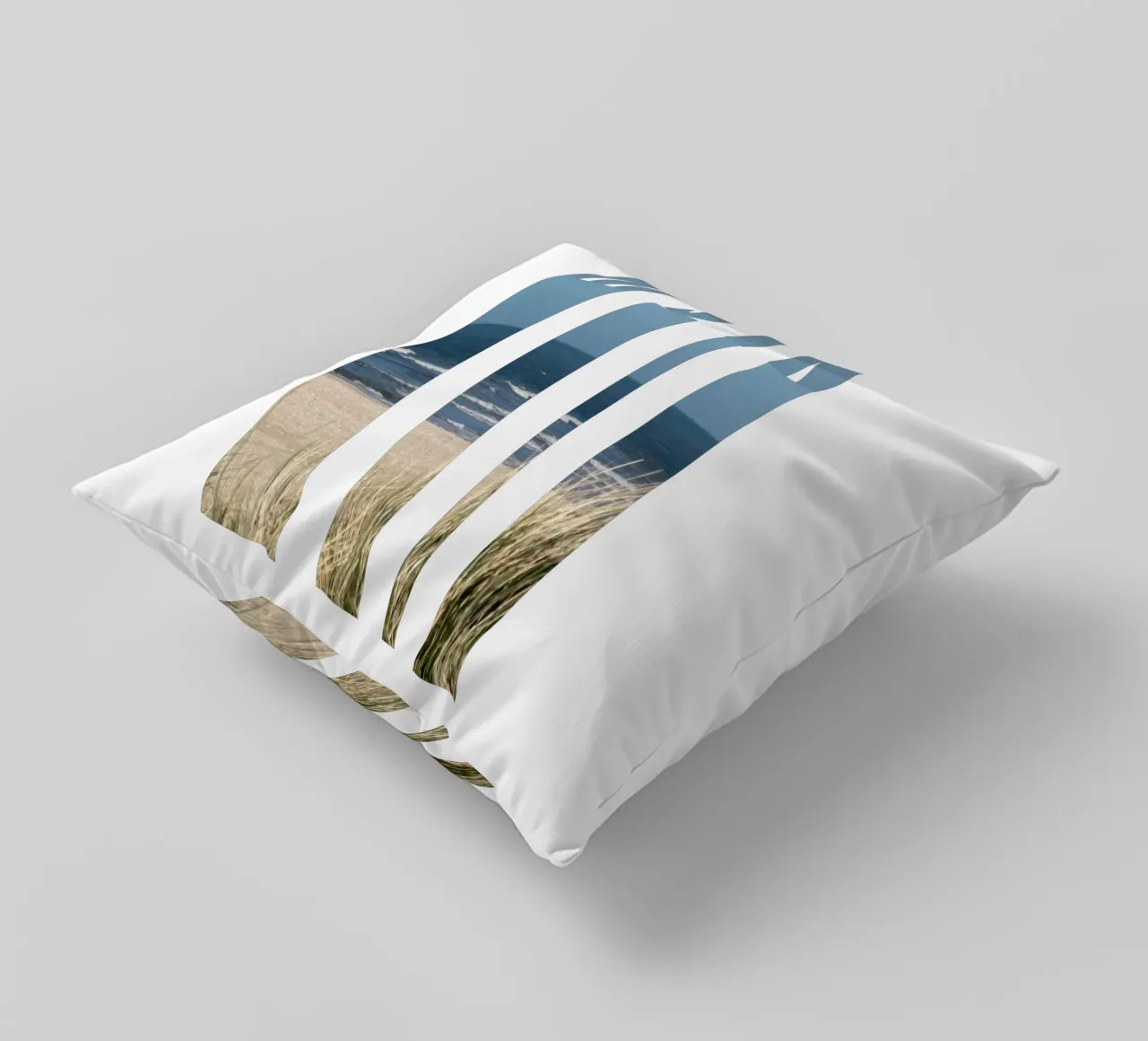 MOIN Strand Design - Saluto della Germania settentrionale con vista sul mare cuscino da Fies&Fein