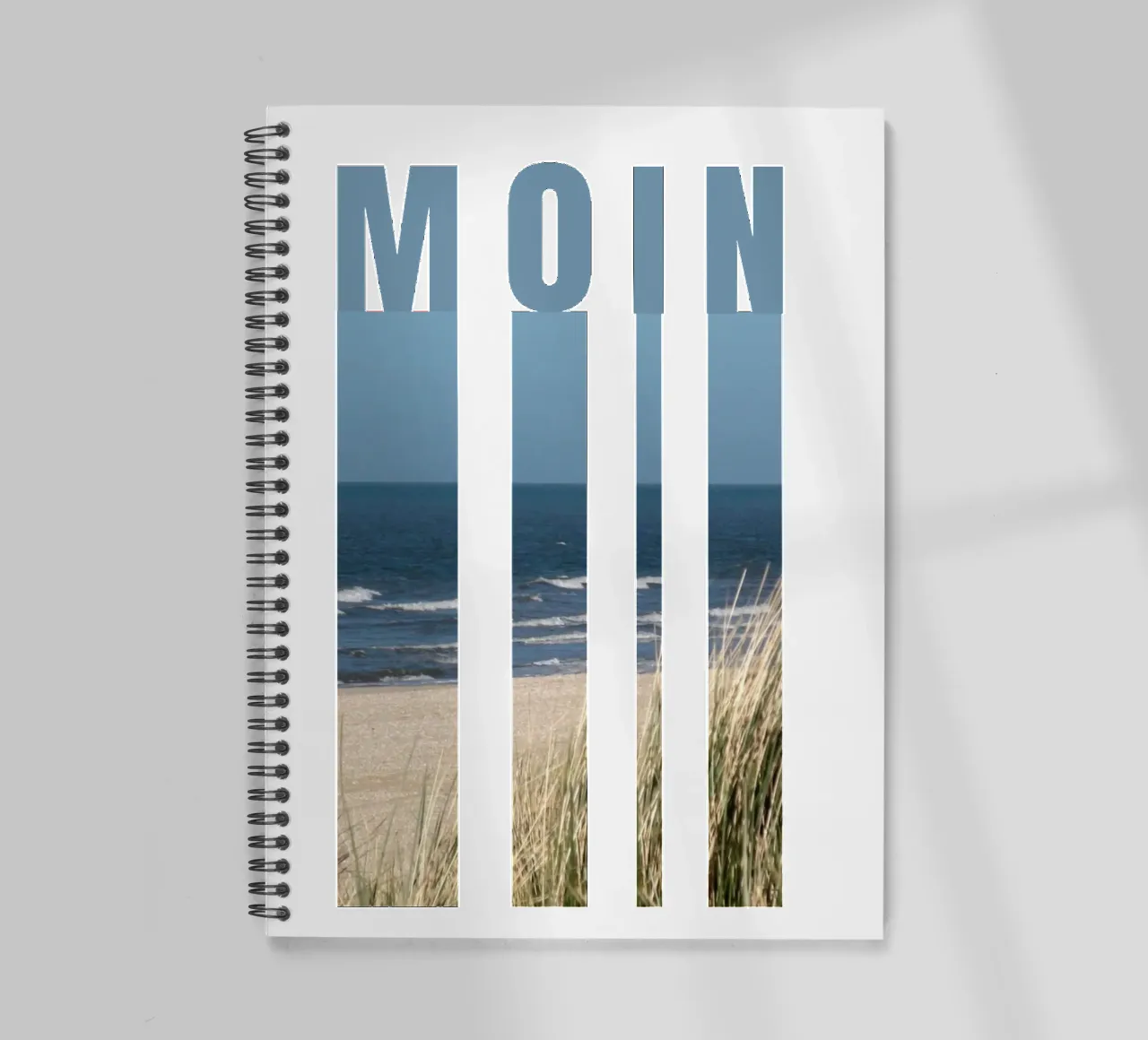 MOIN Strand Design - Salutations d'Allemagne du Nord avec vue sur la mer carnet à spirale de Fies&Fein