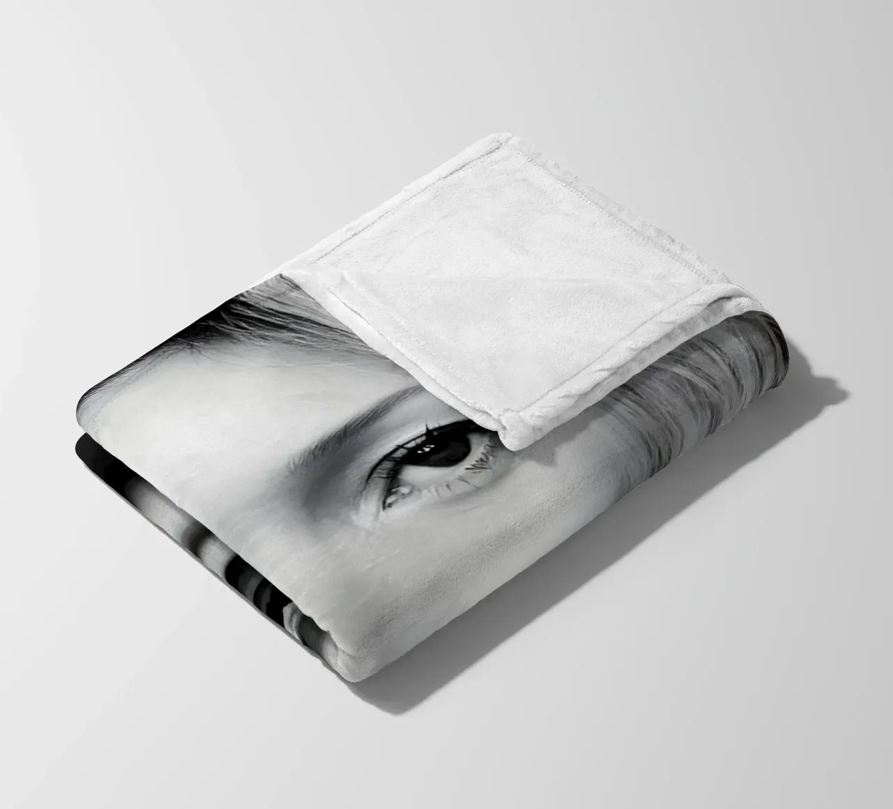 Un tocco di umorismo coperta in pile da Galery Vintage