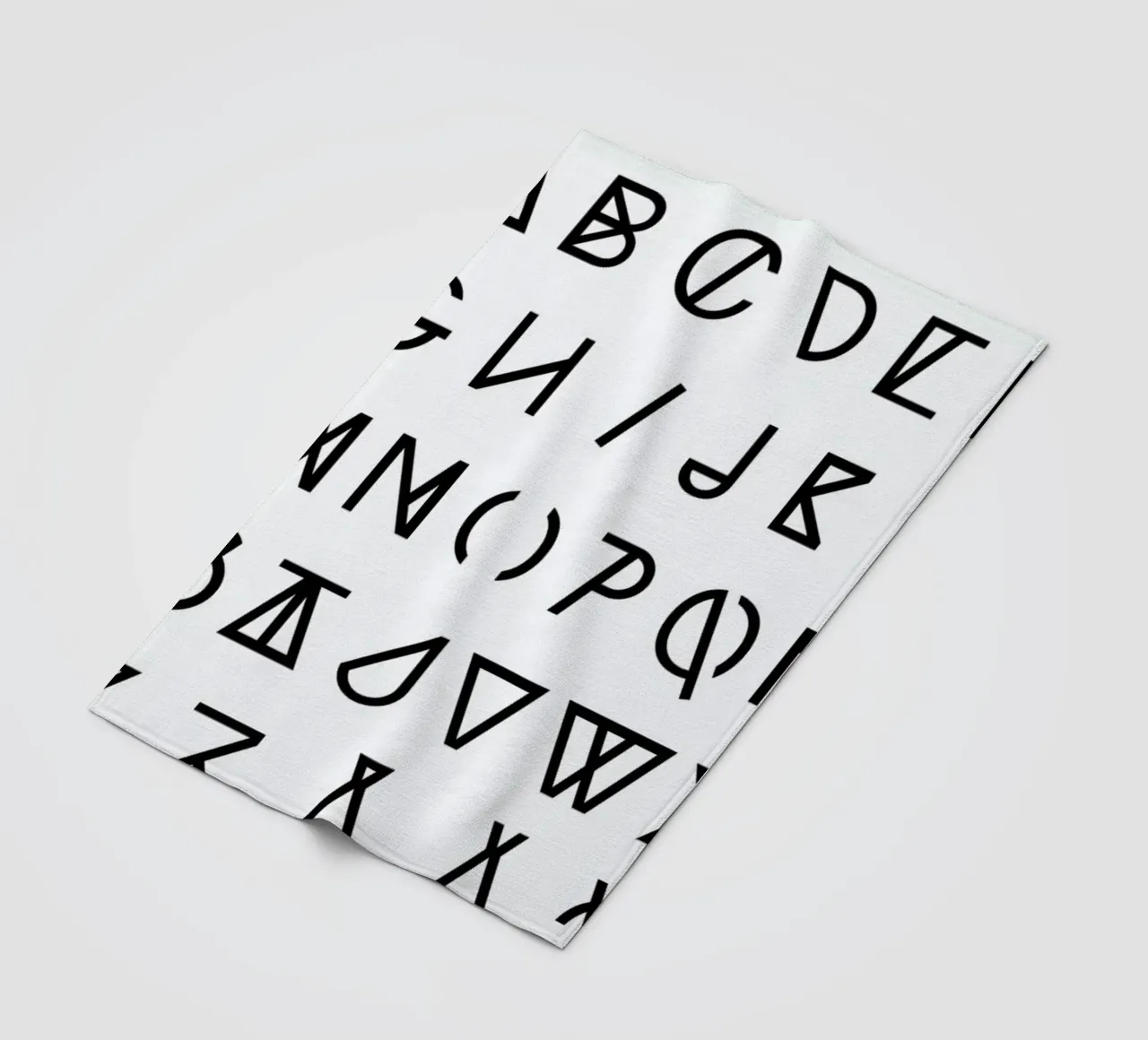 Graphic Alphabets coperta in pile da RK Design