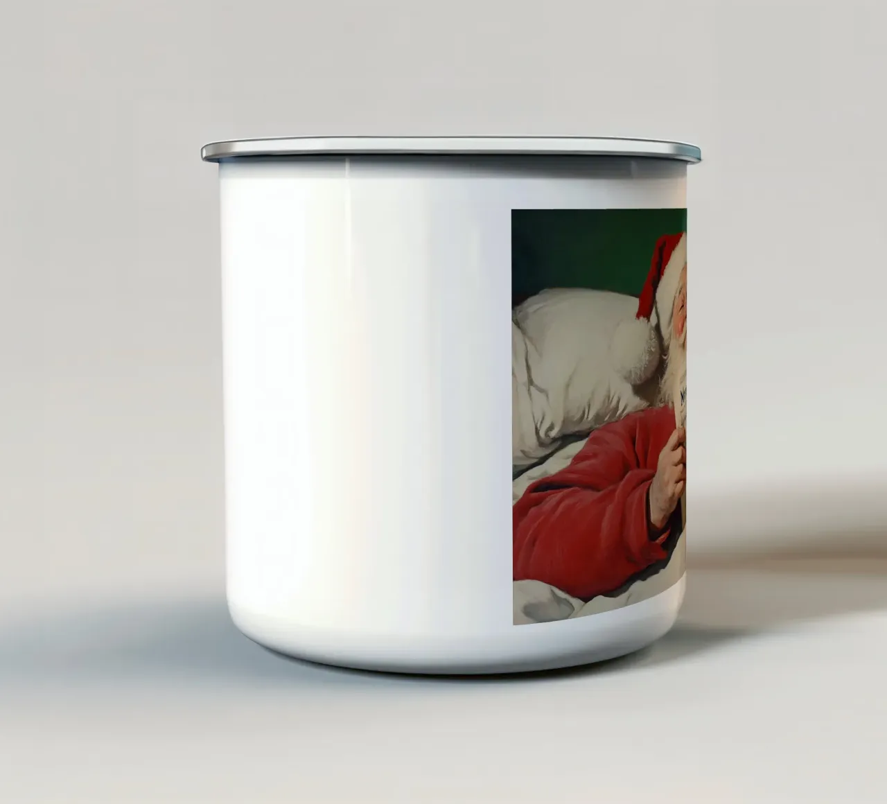 Buona pausa natalizia - Babbo Natale tazza in smalto da Cozy Vibes