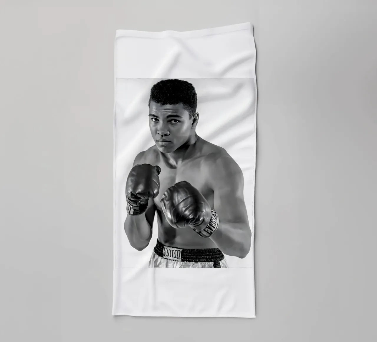 Il pugile Muhammad Ali asciugamano da bagno da Galery Vintage