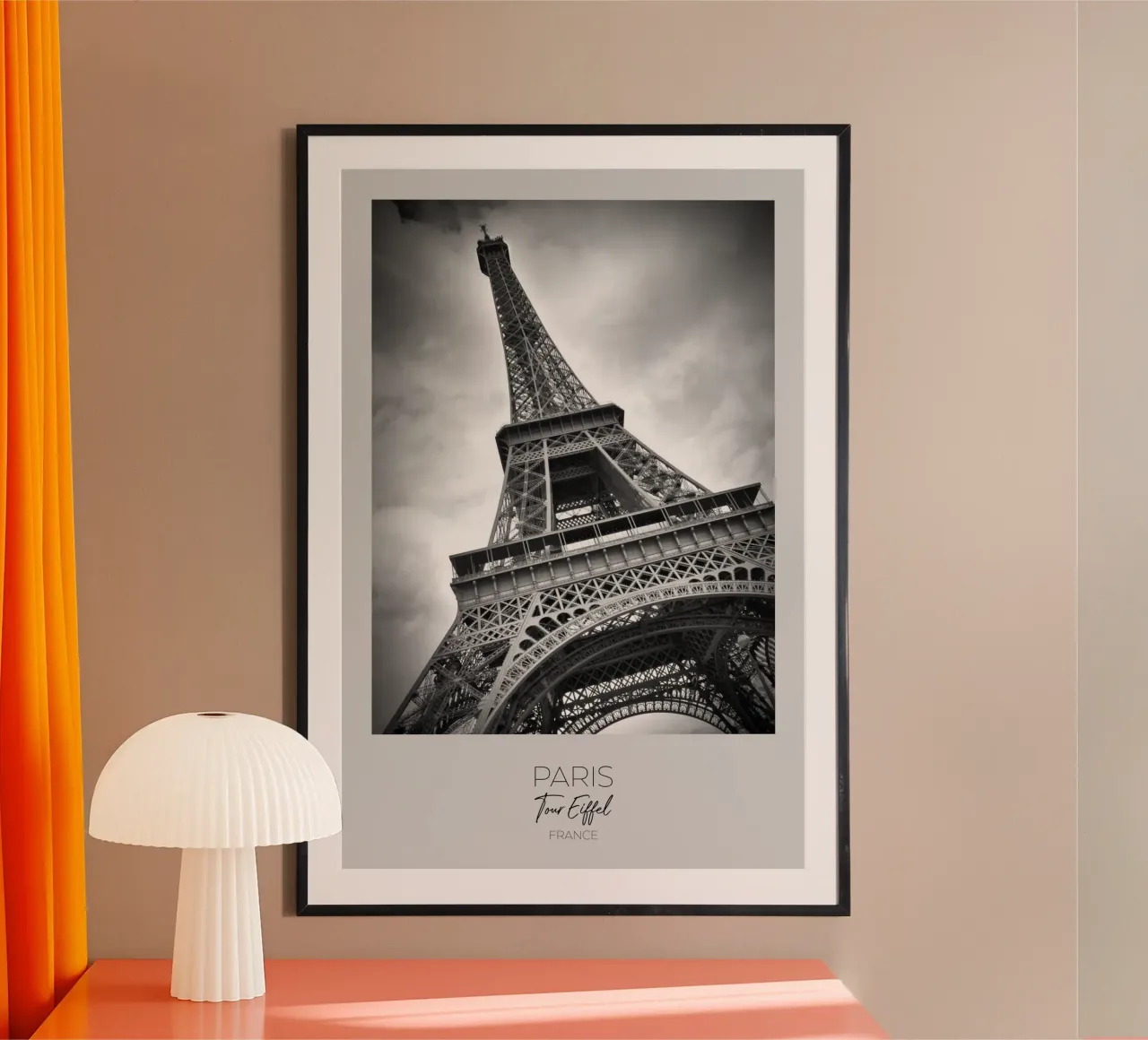 En point de mire : PARIS Tour Eiffel hahnemühle de Melanie Viola