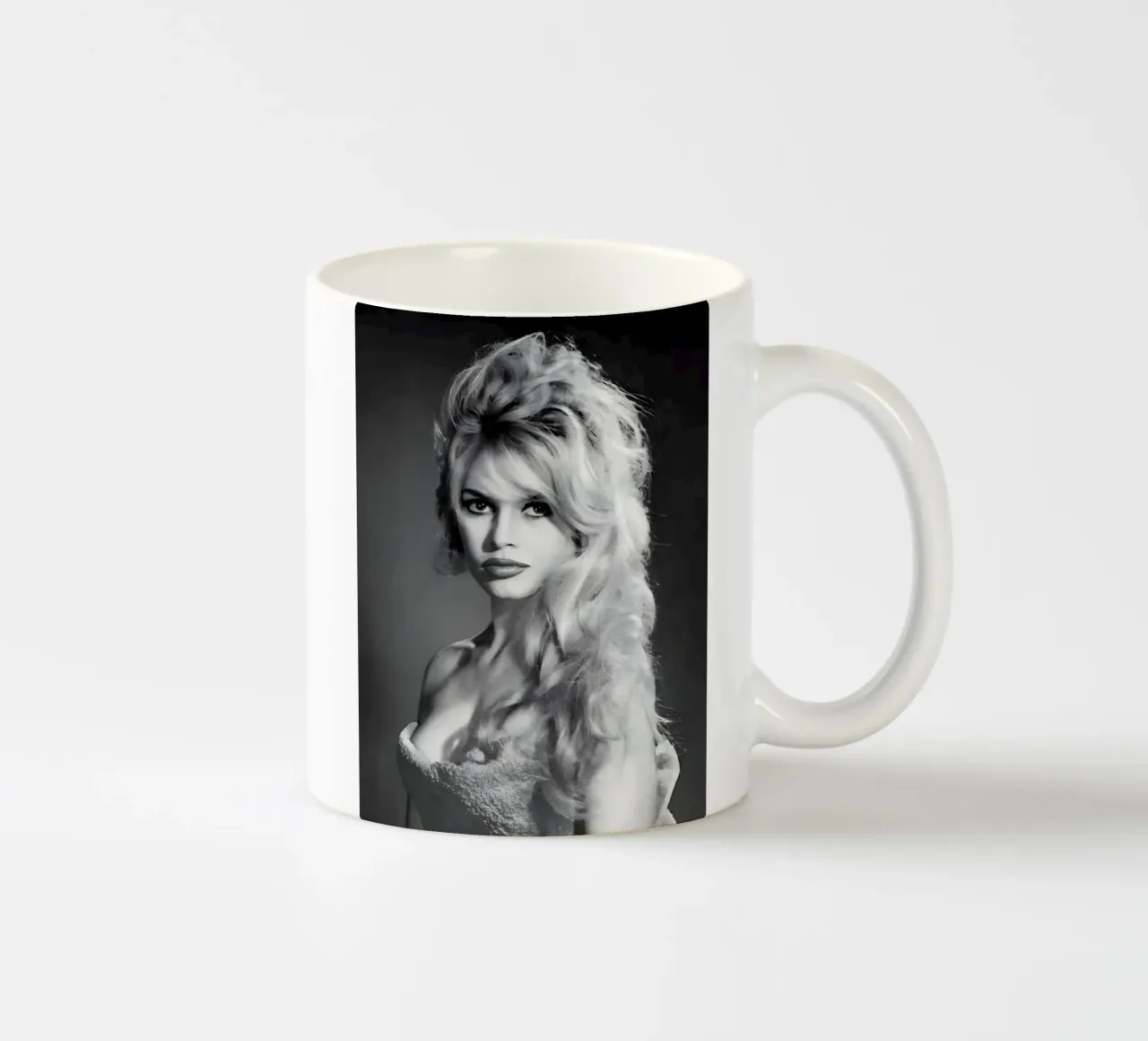 Sensazione monocromatica tazza in ceramica da Galery Vintage