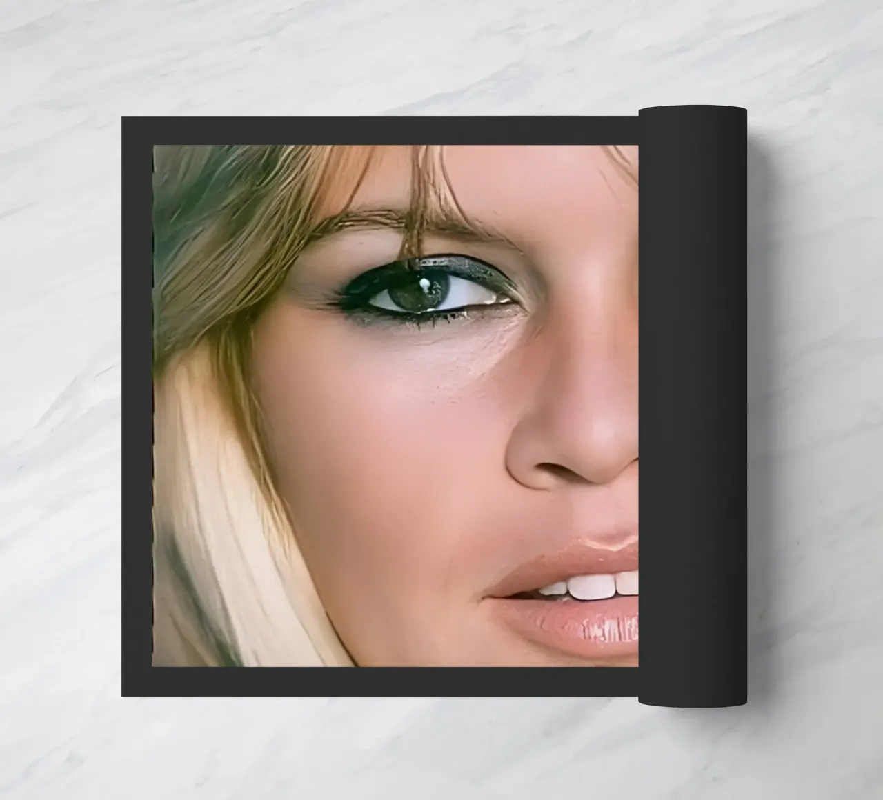 Frangetta e eyeliner zerbino da Galery Vintage