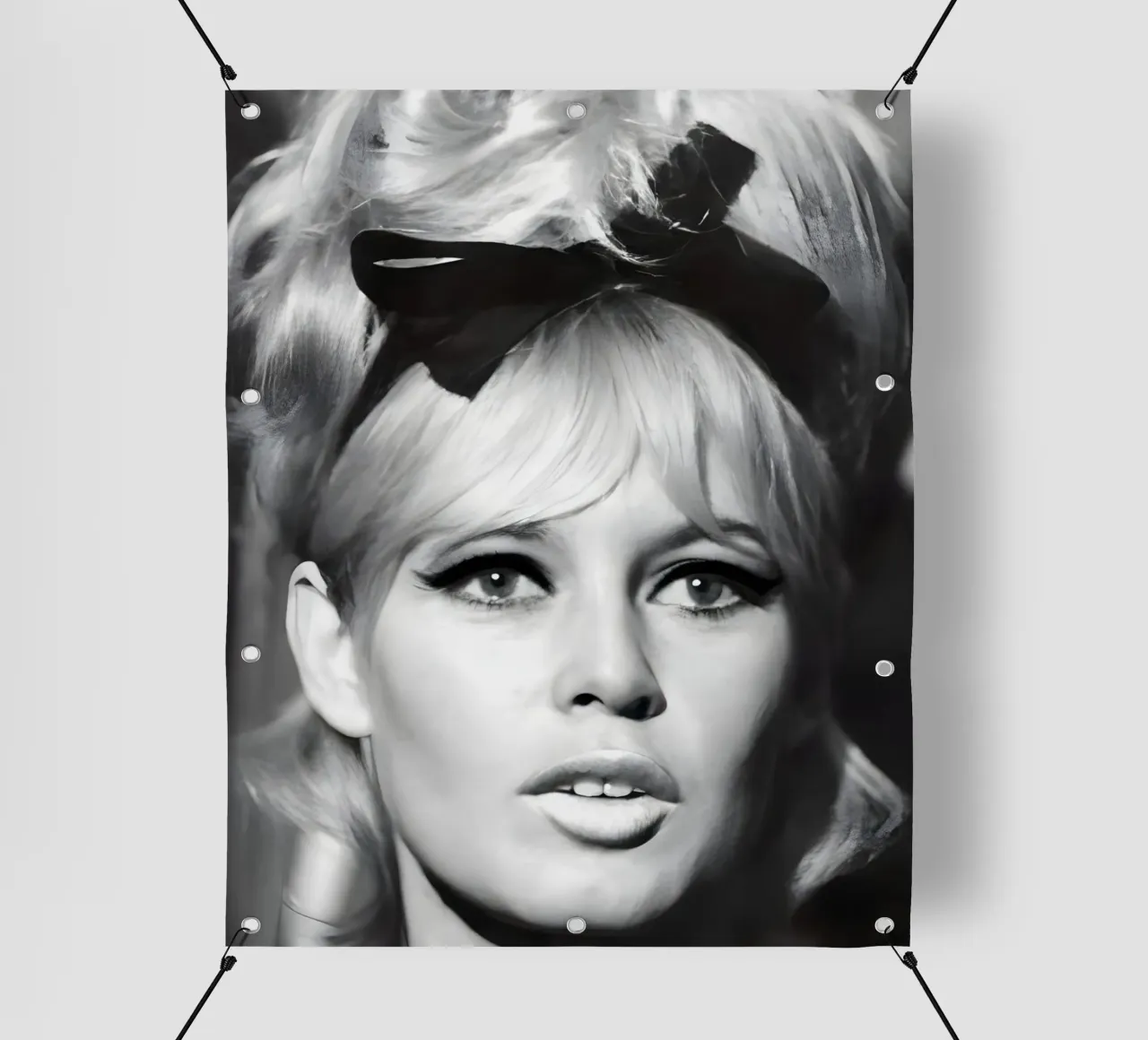 L'occhio di Brigitte telo in pvc da Galery Vintage