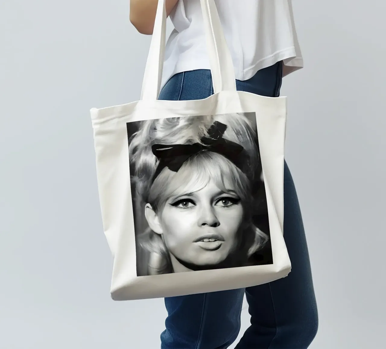 L'occhio di Brigitte borsa in juta da Galery Vintage