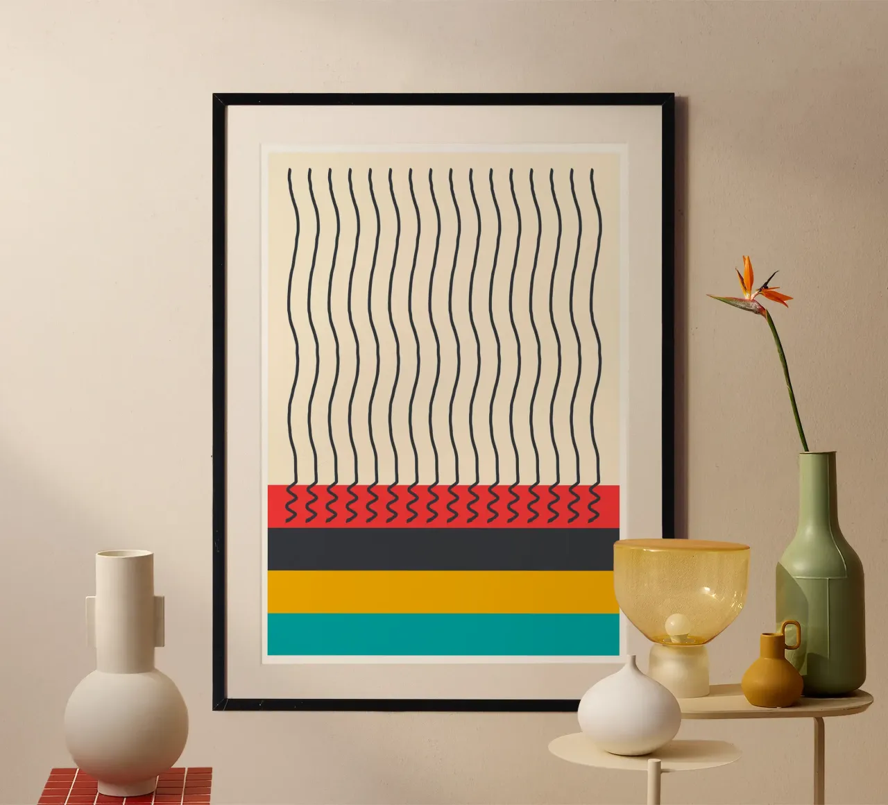 Stampa a blocchi di colore astratta con linee ondulate di metà secolo moderno poster con telaio in alluminio da Grungeo