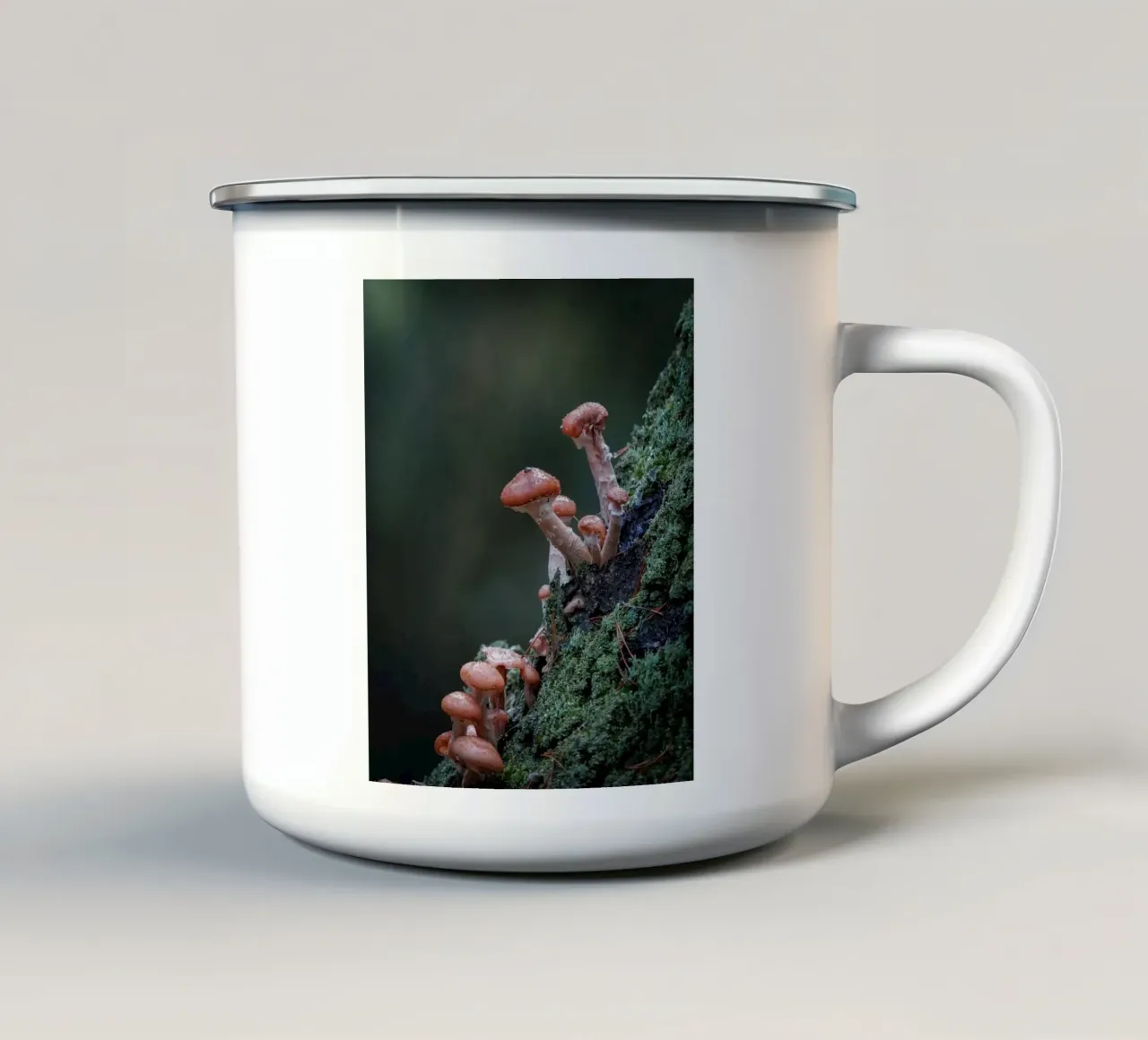 Funghi nella foresta tazza in smalto da Tom's Wildlife