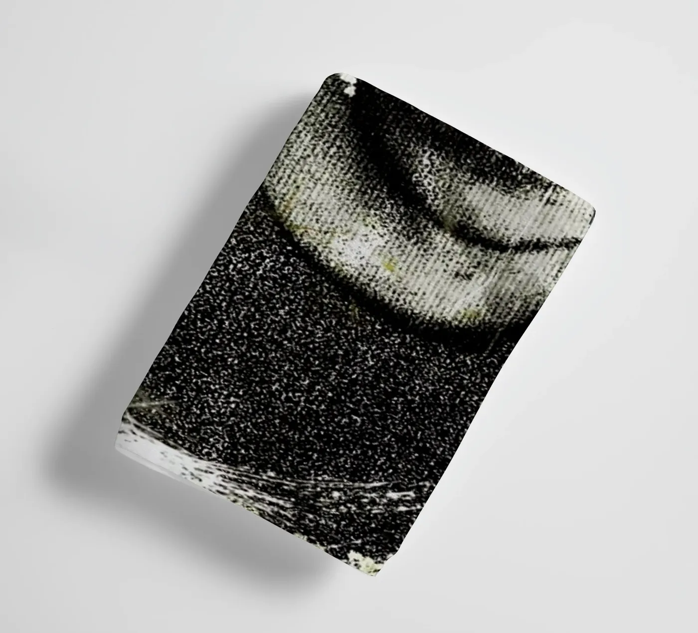 Glory towel by Sandrine Pagnoux