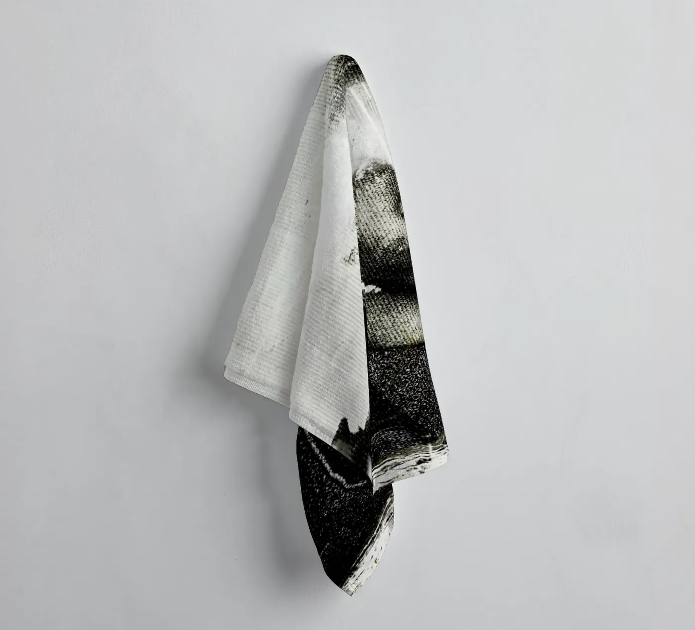 Glory towel by Sandrine Pagnoux