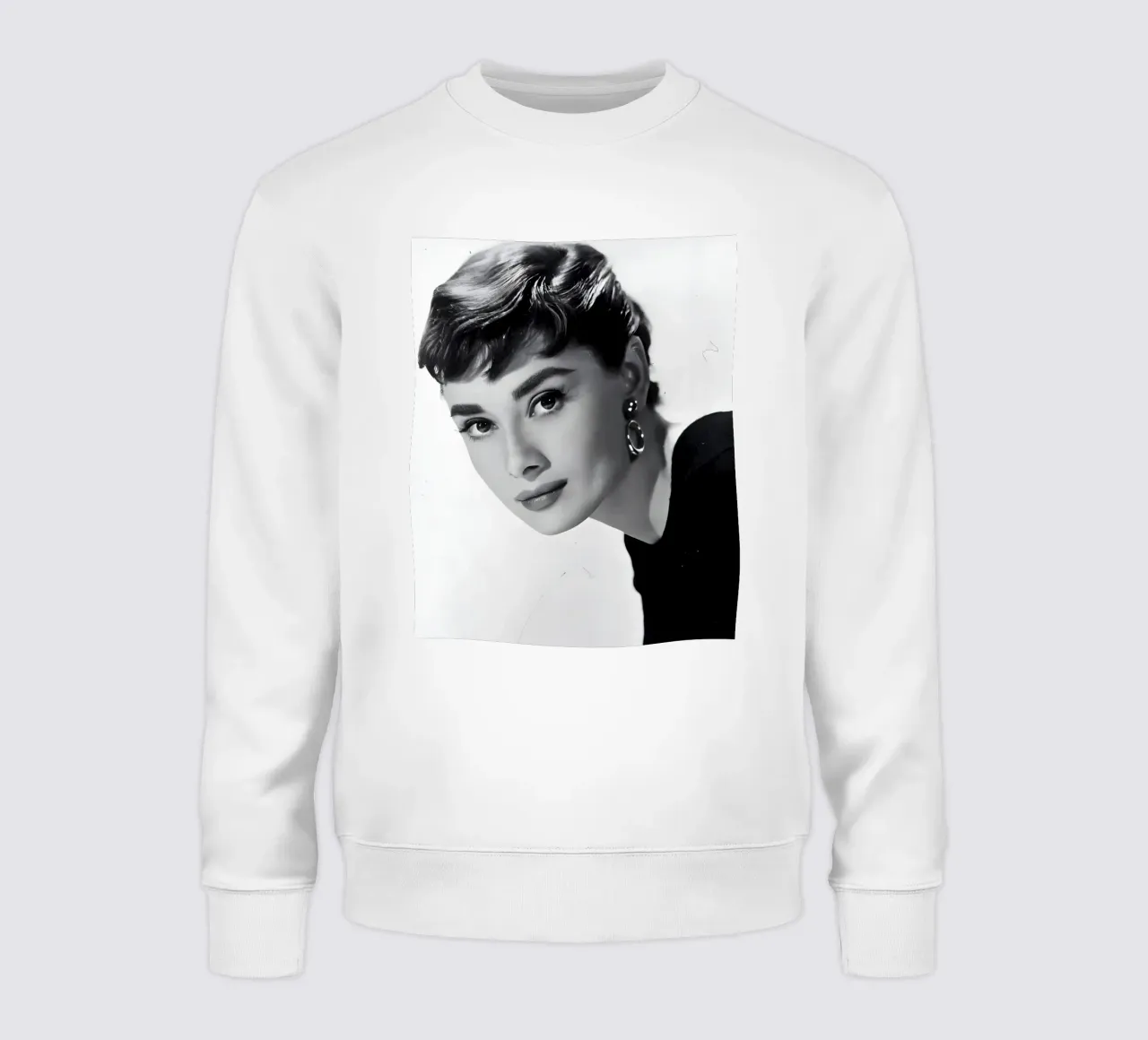 Ritratto iconico di Audrey Hepburn felpa da Galery Vintage