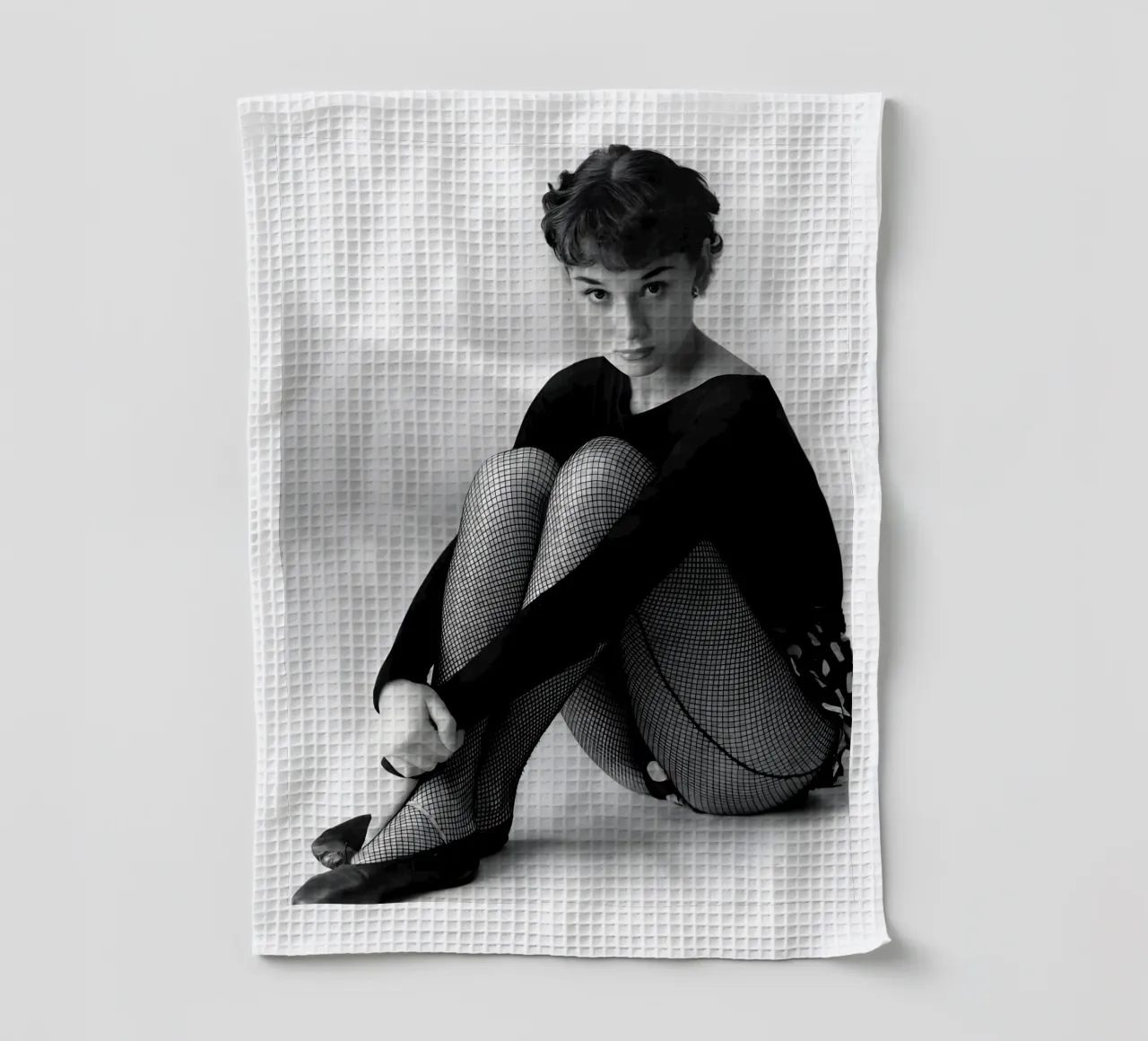 Audrey Hepburn : La danseuse torchon de Galery Vintage