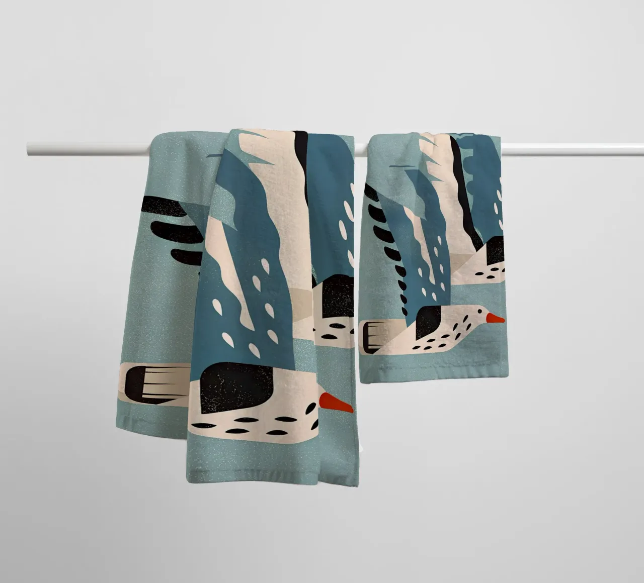 Gabbiani in volo - murale scandinavo asciugamano da bagno da Studio Sori