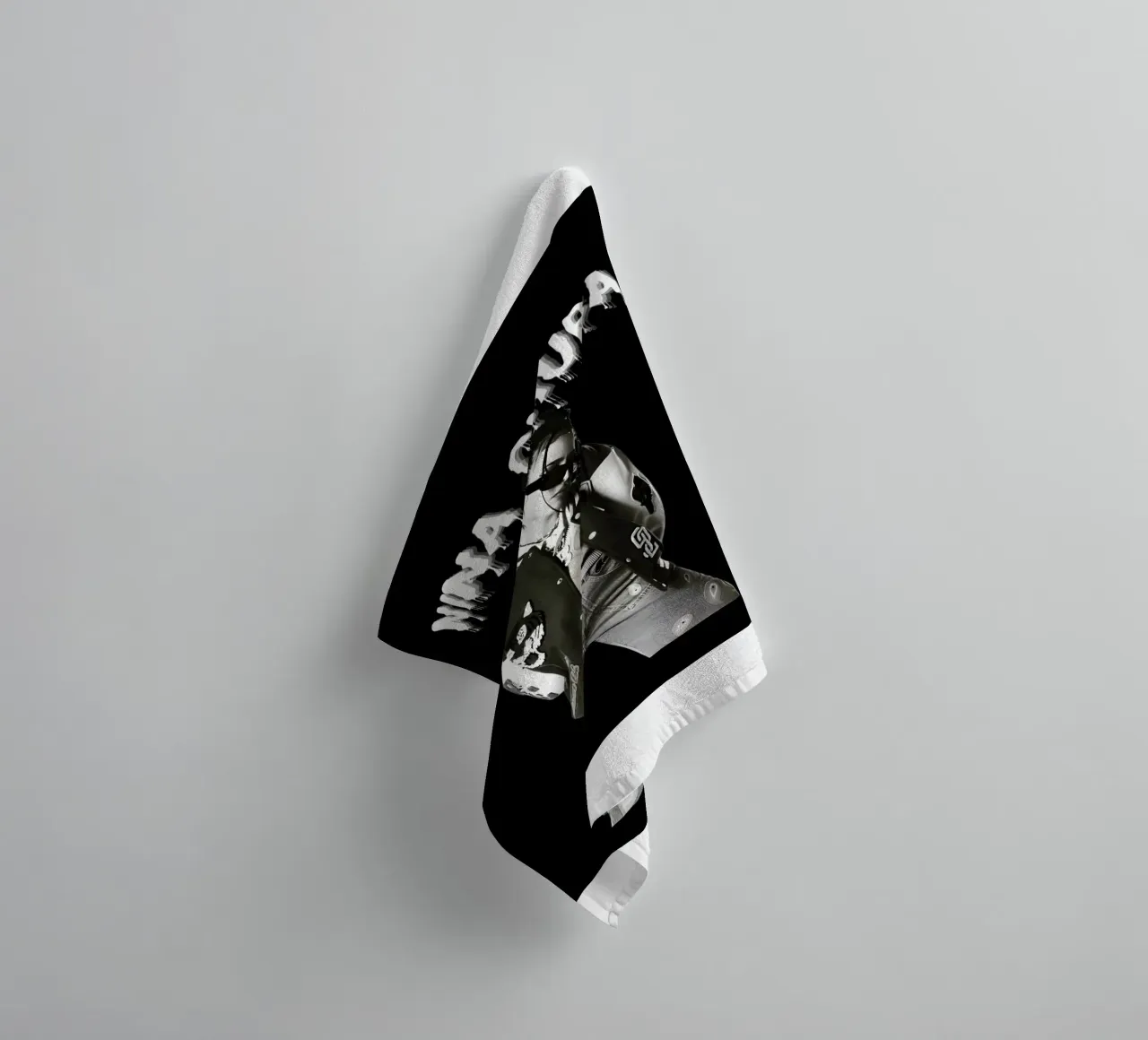 Chuba Cool V1 towel by Galery Vintage