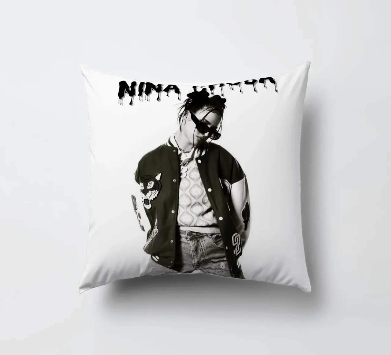 Chuba Cool V2 cuscino da Galery Vintage