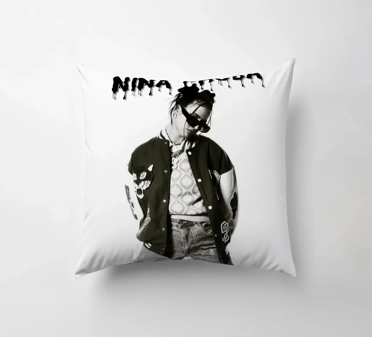 Chuba Cool V2 cuscino da Galery Vintage