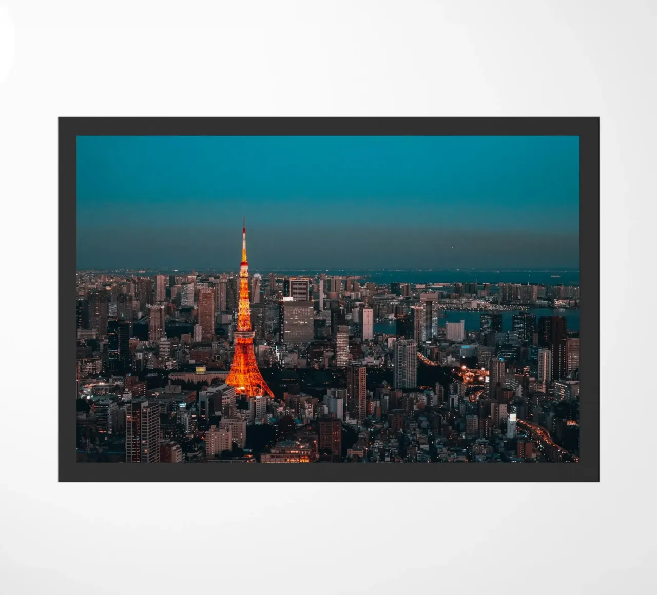 Torre di Tokyo vista di notte, Giappone zerbino da Marcel Bisig