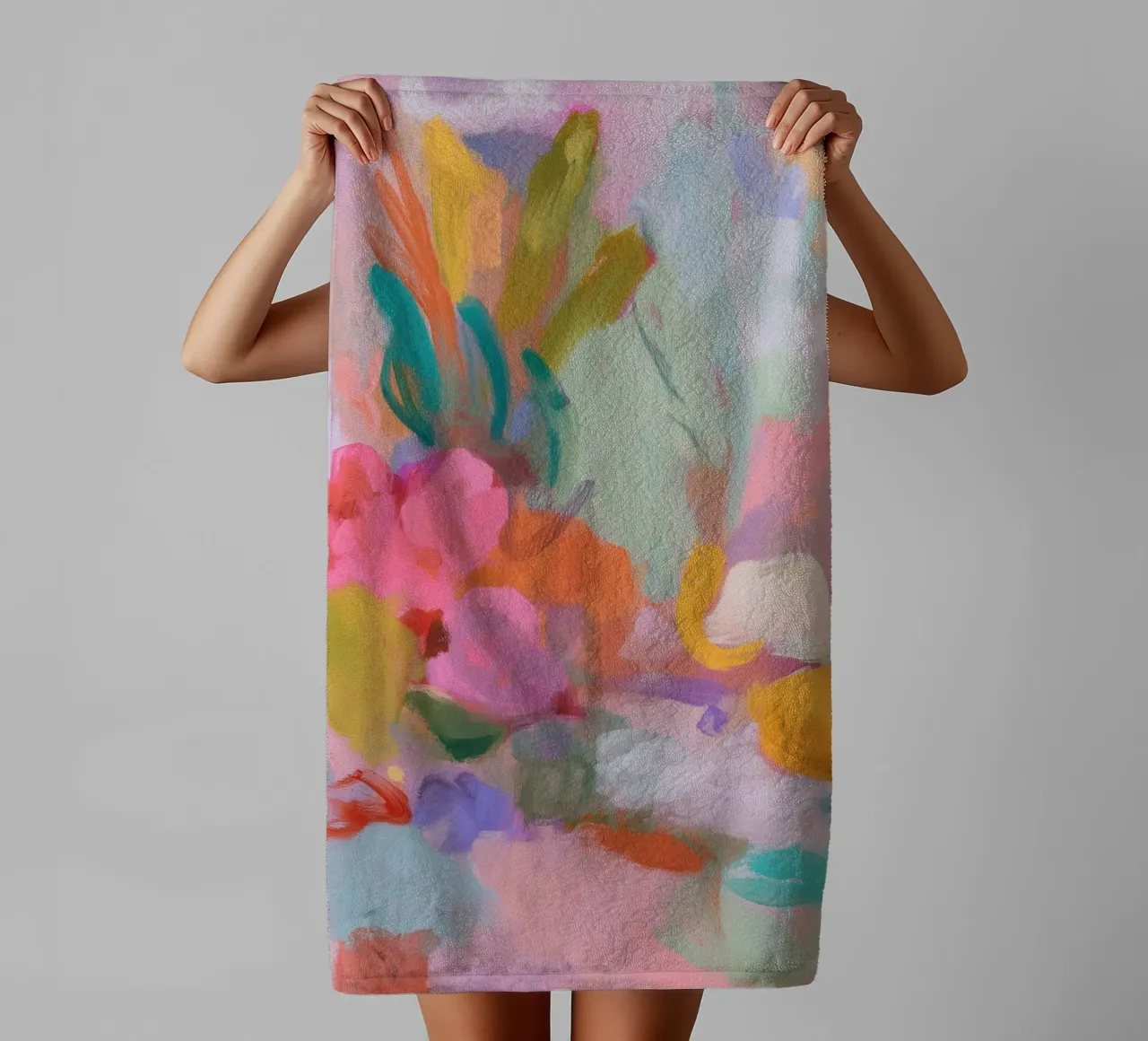 Abstracte symfonie van kleuren, roze badhanddoek van Carina Pop & Pastell