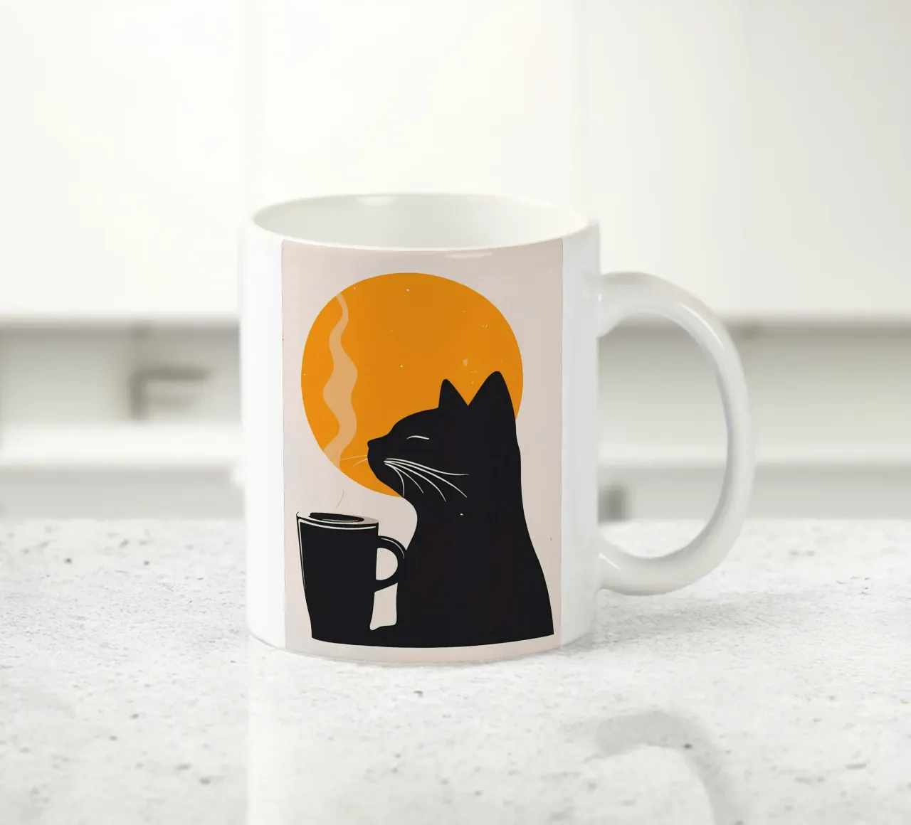 Gatto nero con tazza di caffè tazza in ceramica da Locquinn Fuller
