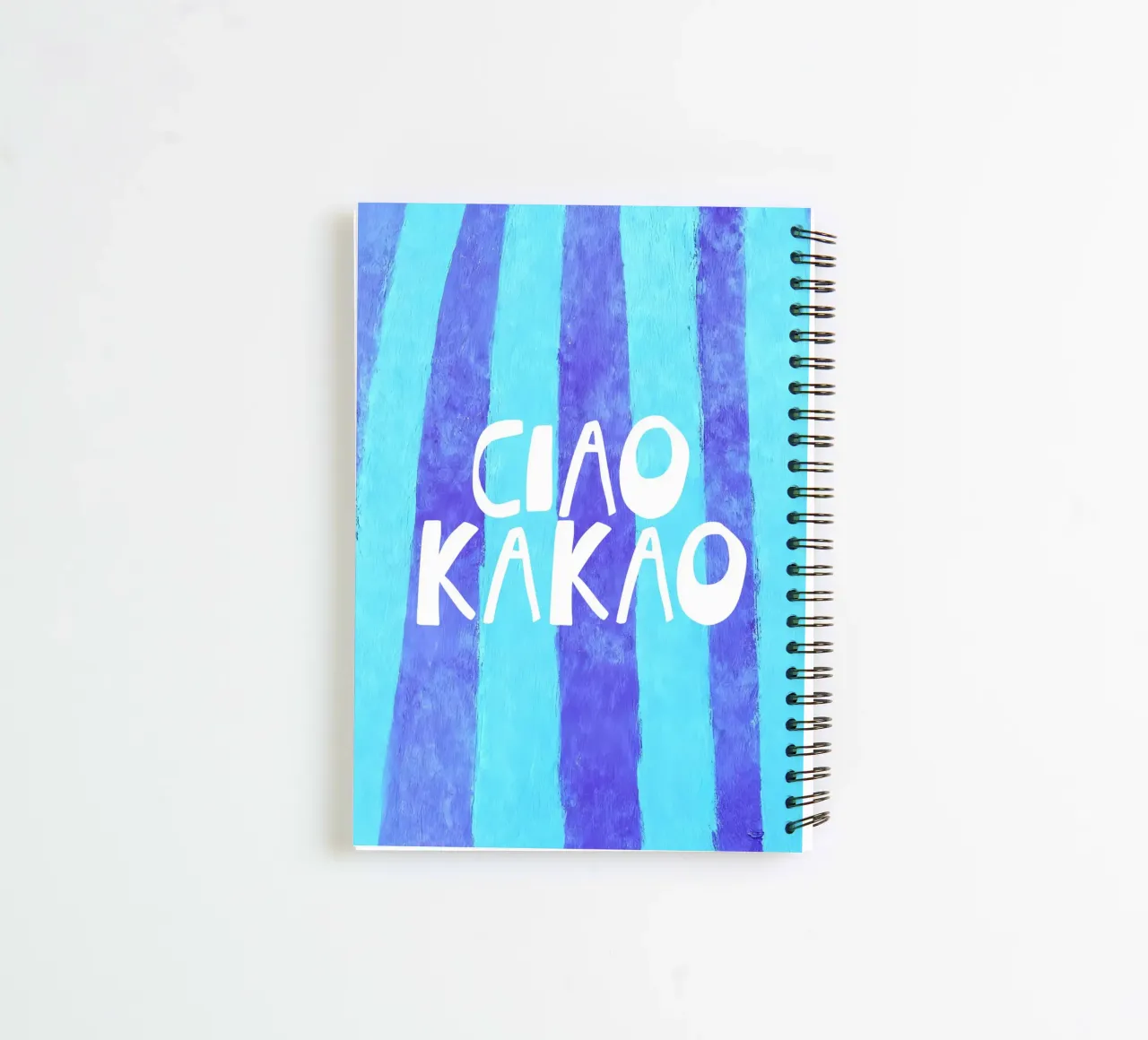 Quirky Ciao Kakao Typography diario ad anelli da Attaboy Dsgn