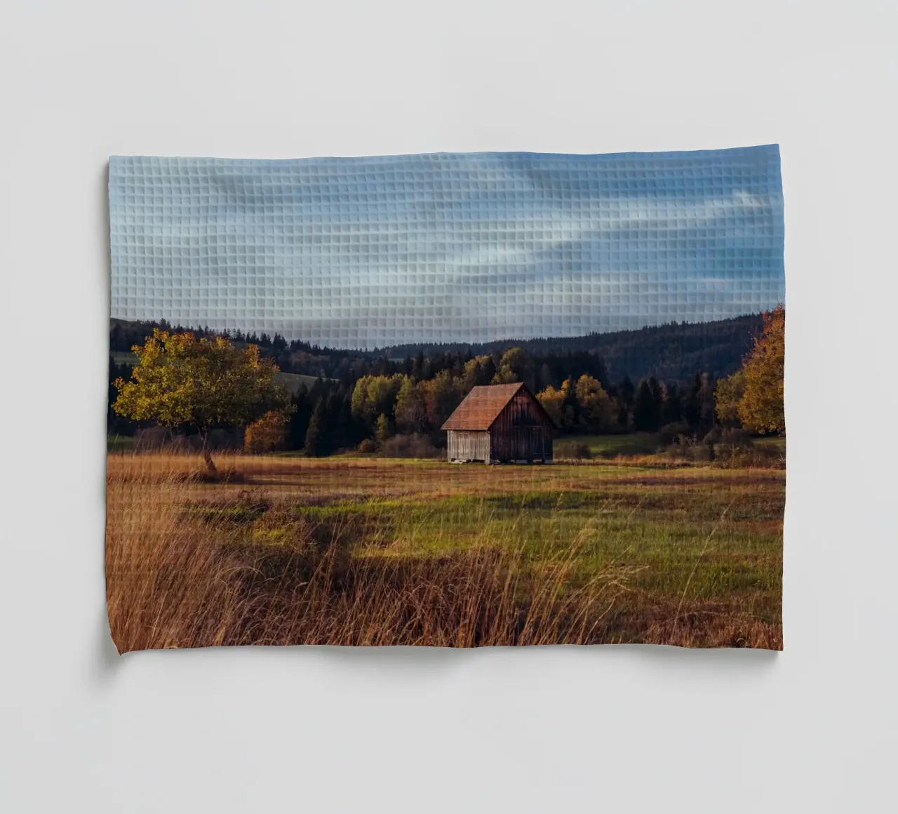 Grange d'automne en Suisse torchon de mbgraphx2