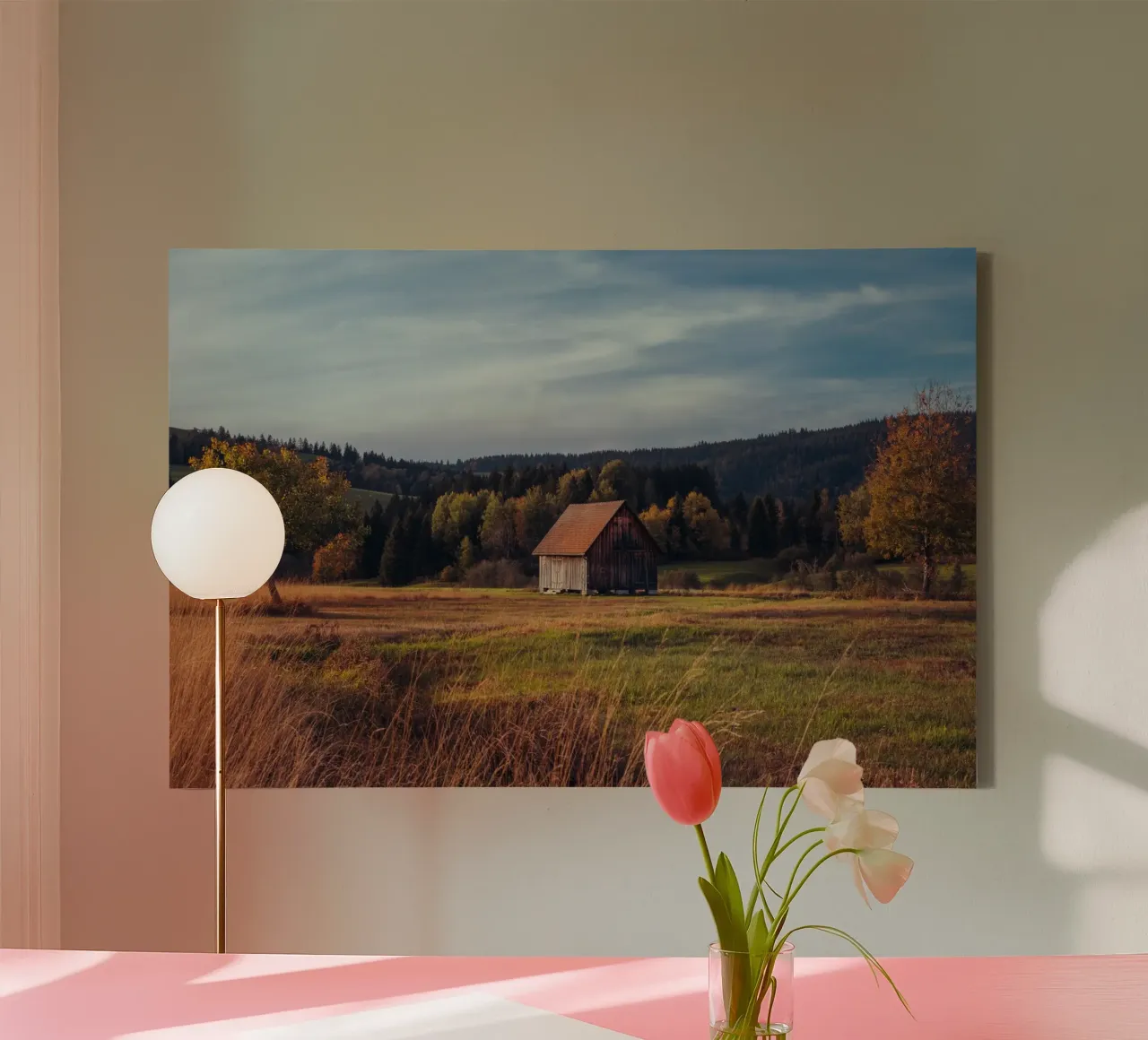 Herbstscheune in der Schweiz Leinwand von mbgraphx2