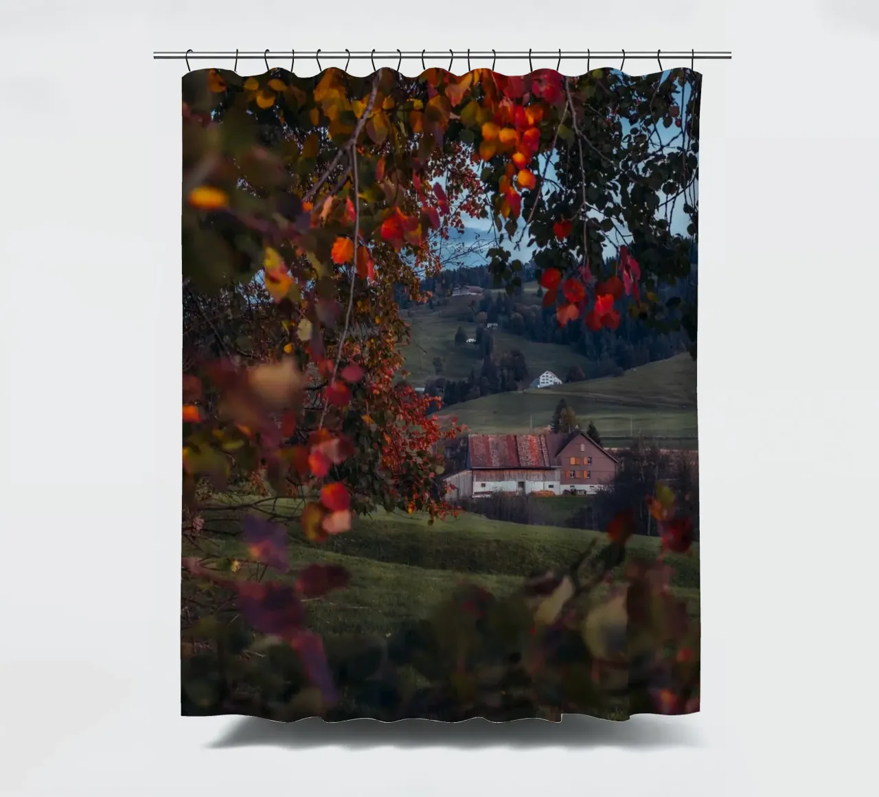 Herbstscheune in der Schweiz Duschvorhang von mbgraphx2