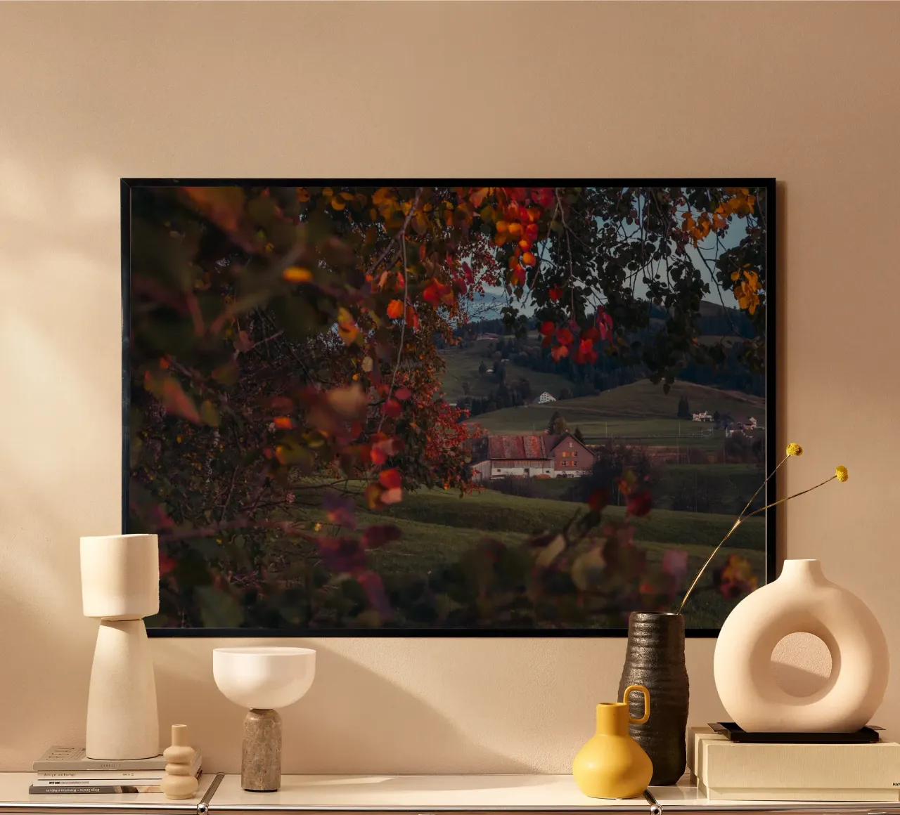 Herbstscheune in der Schweiz Poster von mbgraphx2