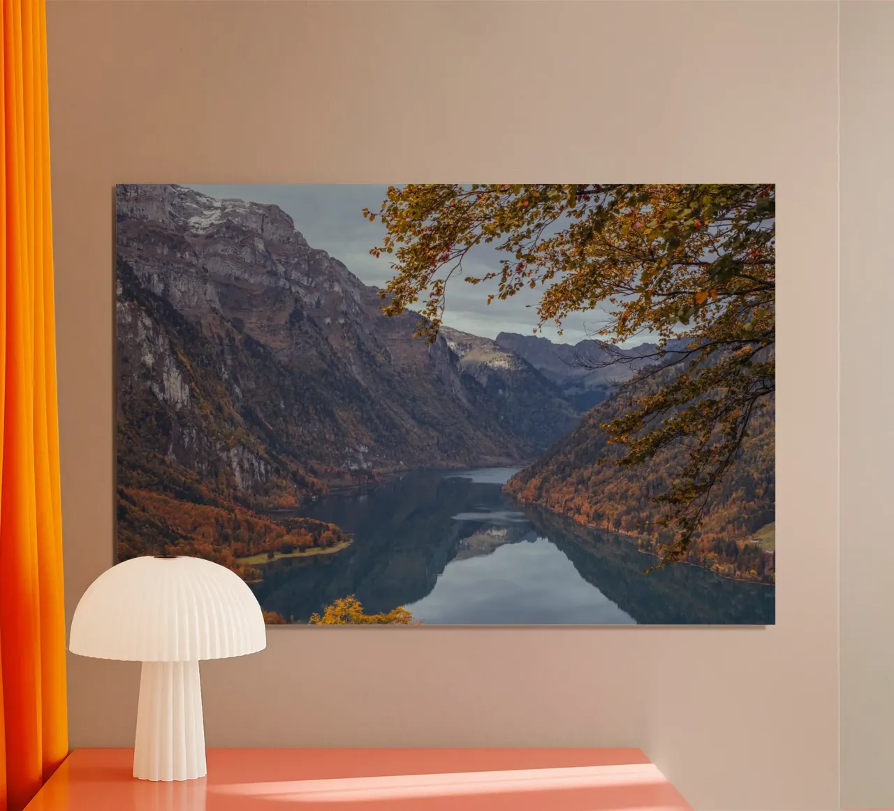 Herbstlicher Bergsee in der Schweiz Hahnemühle von mbgraphx2