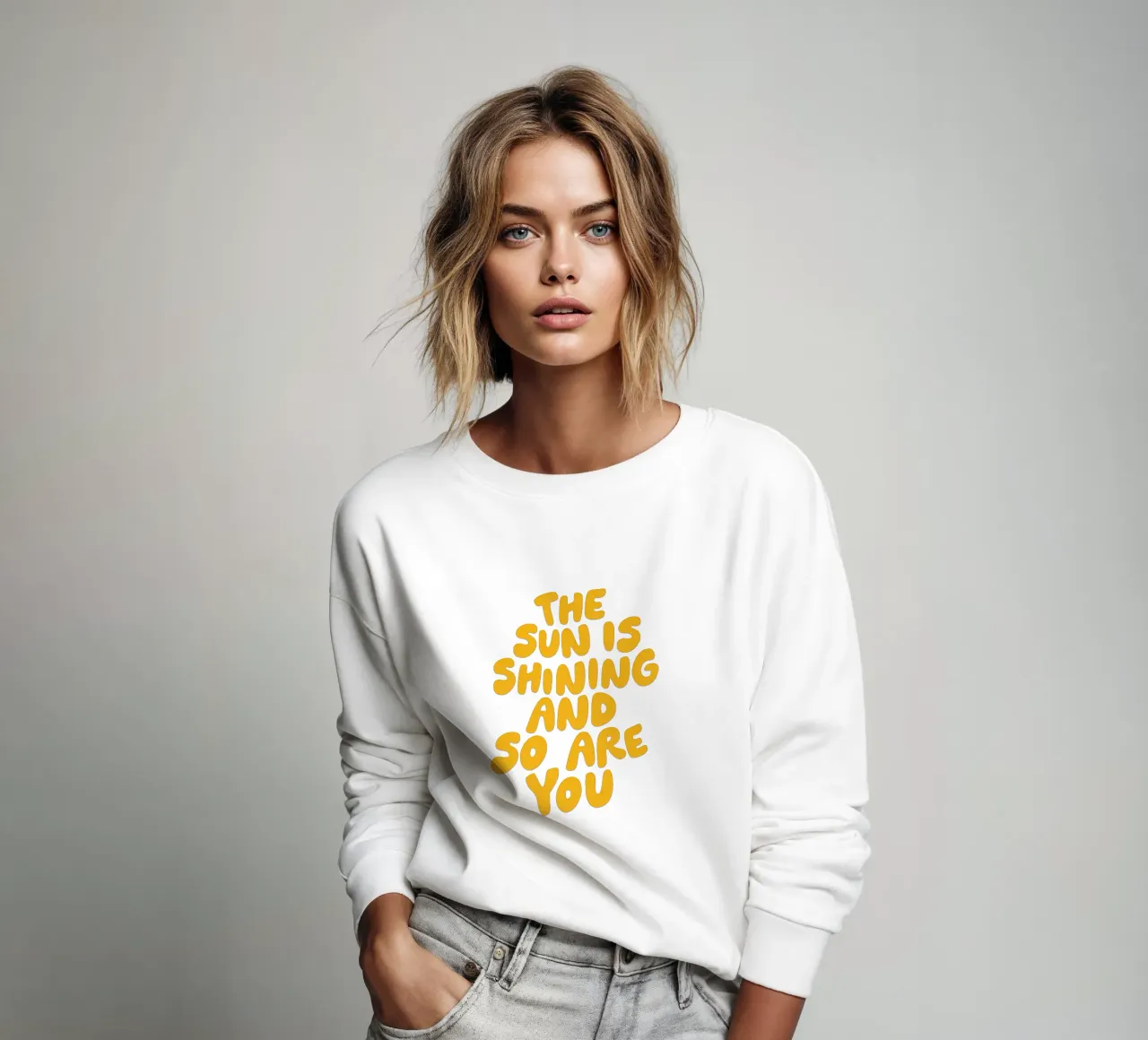 El sol brilla y tú también sudadera de THE MOTIVATED TYPE