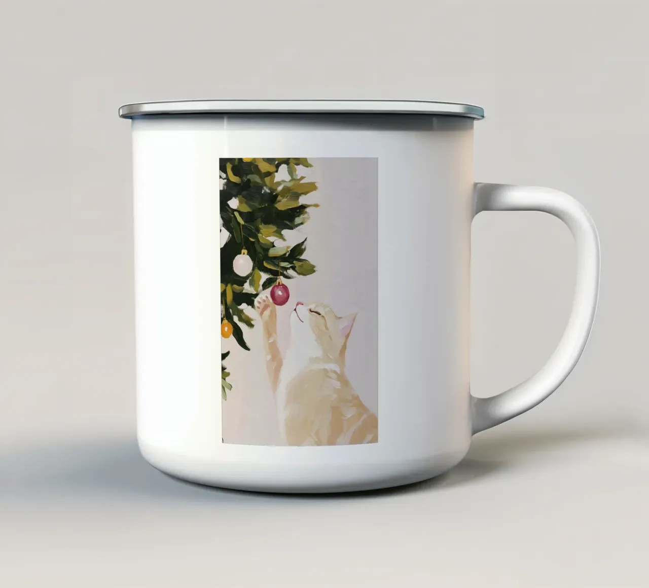 Gatto carino sotto l'albero di Natale tazza in smalto da Little Lila