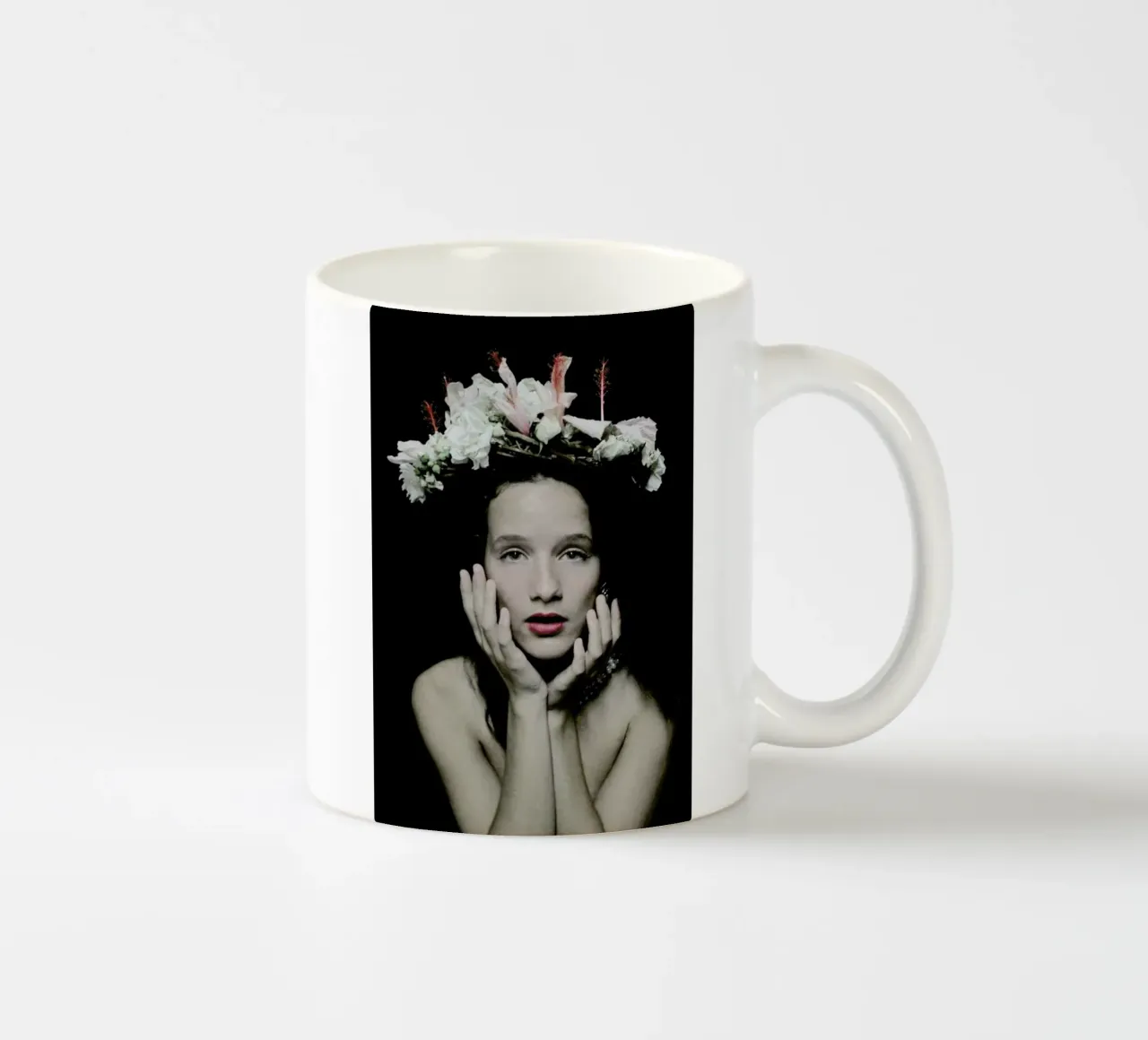 Stephanie tazza in ceramica da George Griefy