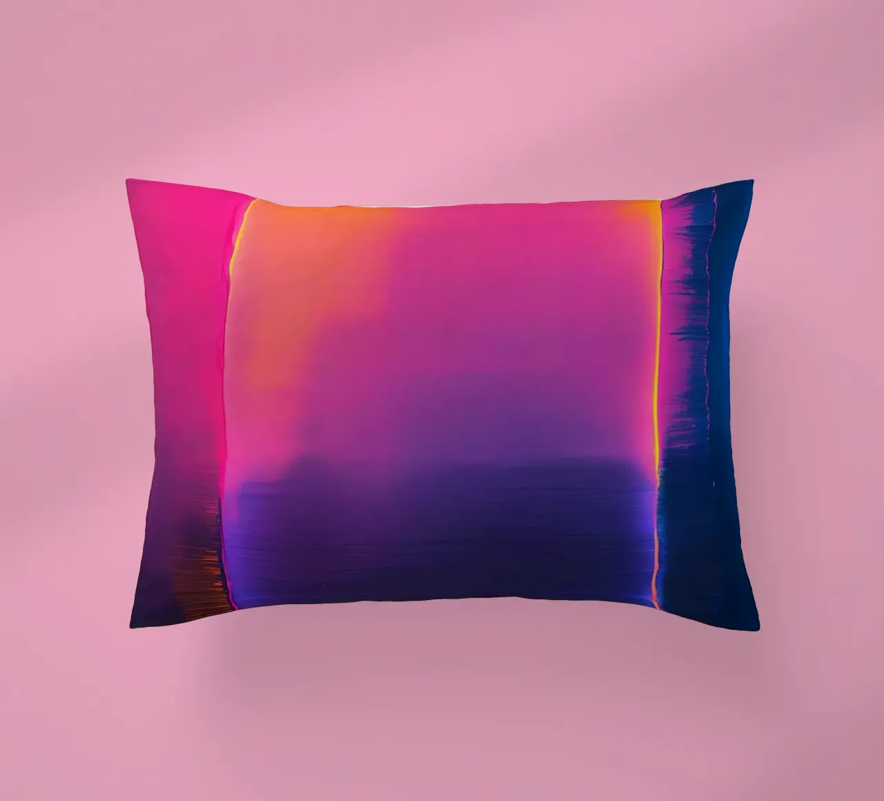 Astratto digitale glitch con tonalità rosa, arancione e viola cuscino da DesignDoodle