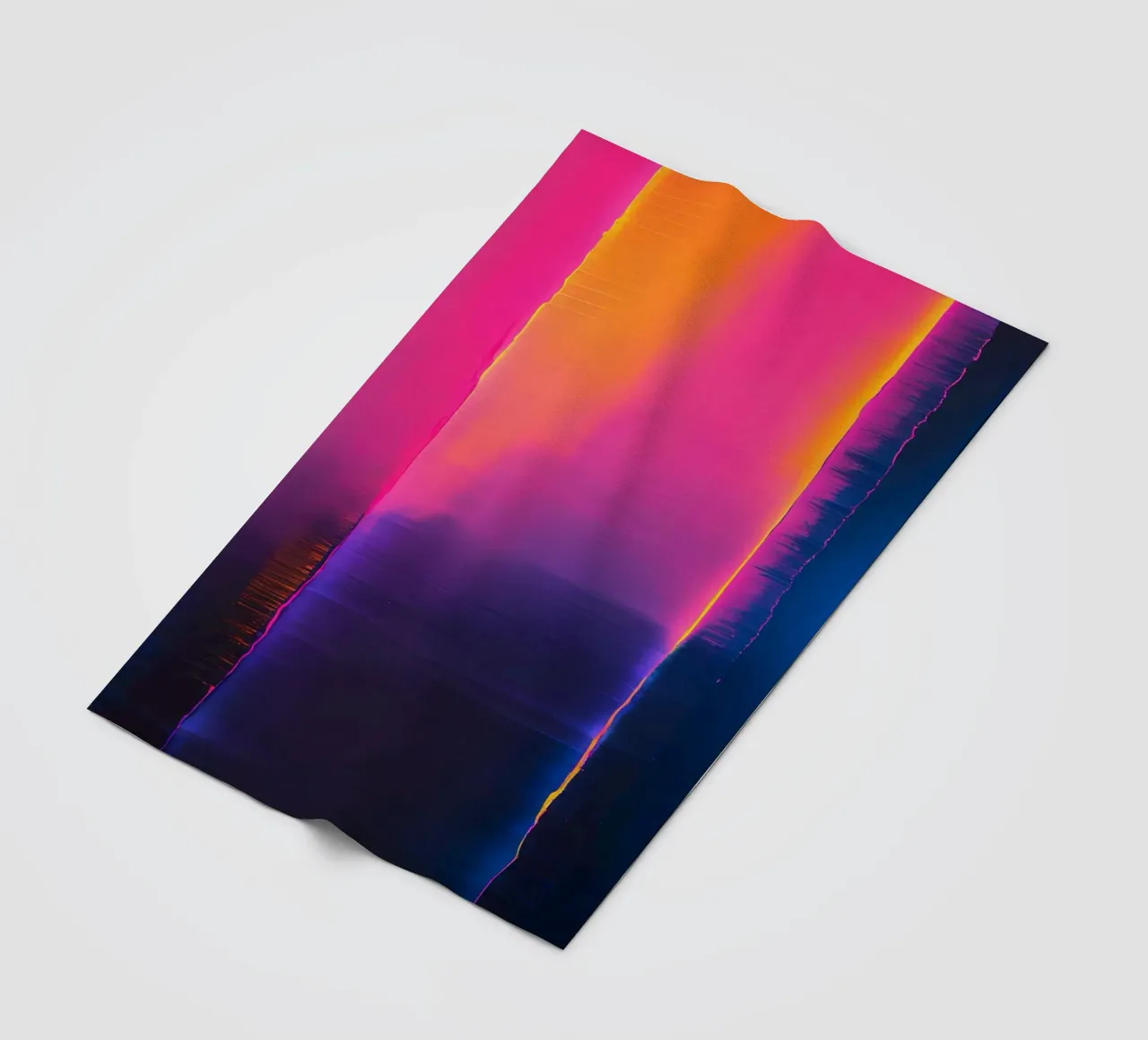 Astratto digitale glitch con tonalità rosa, arancione e viola coperta in pile da DesignDoodle